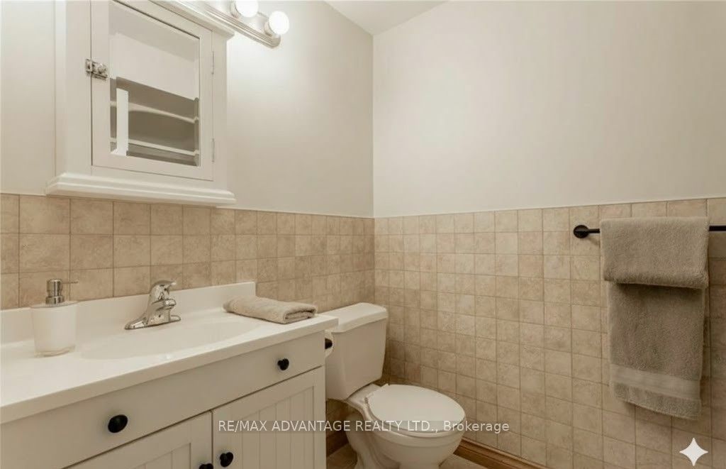 1 Huntington Terrace Property Photo 1
