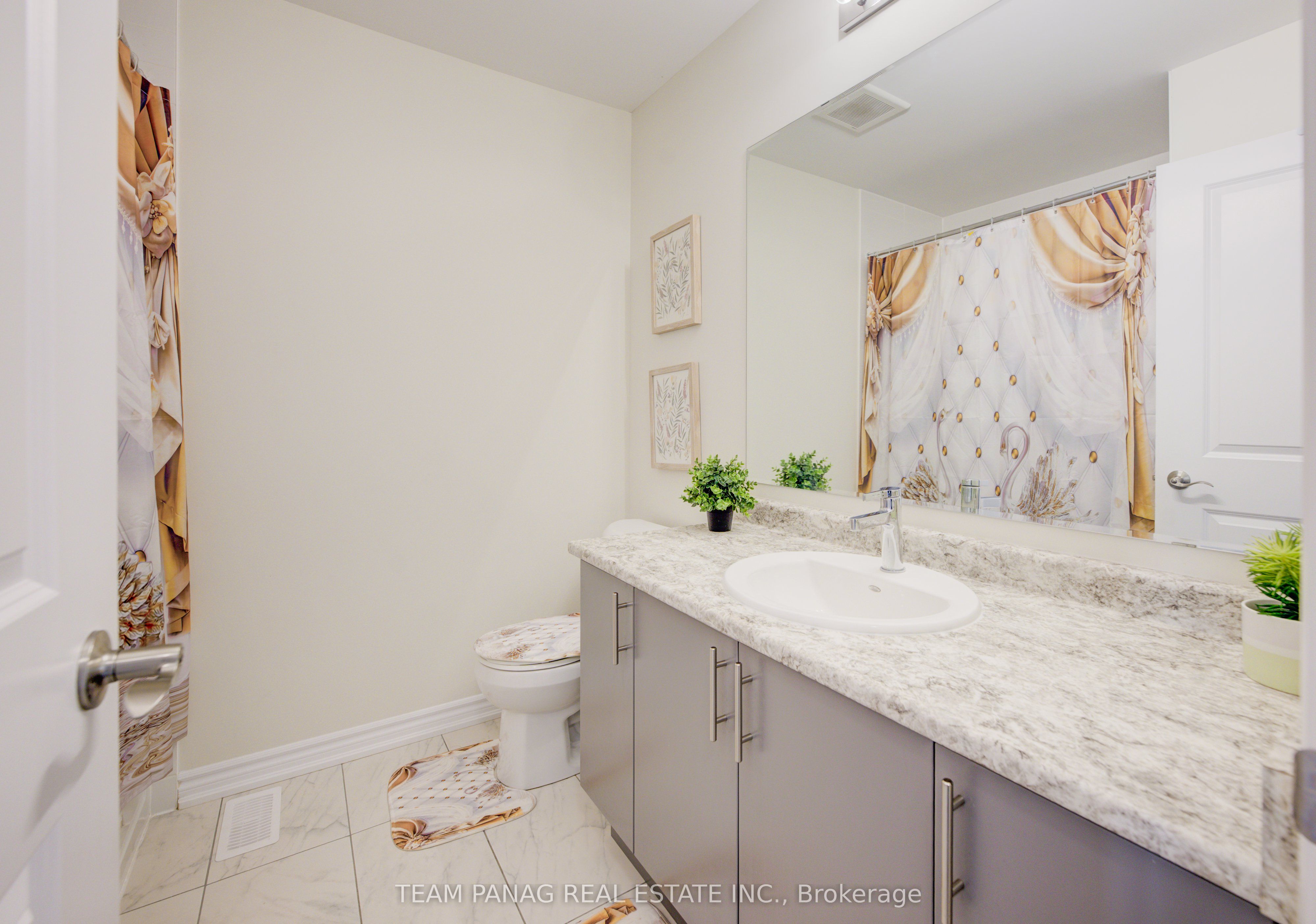 5 Heming St Property Photo 36