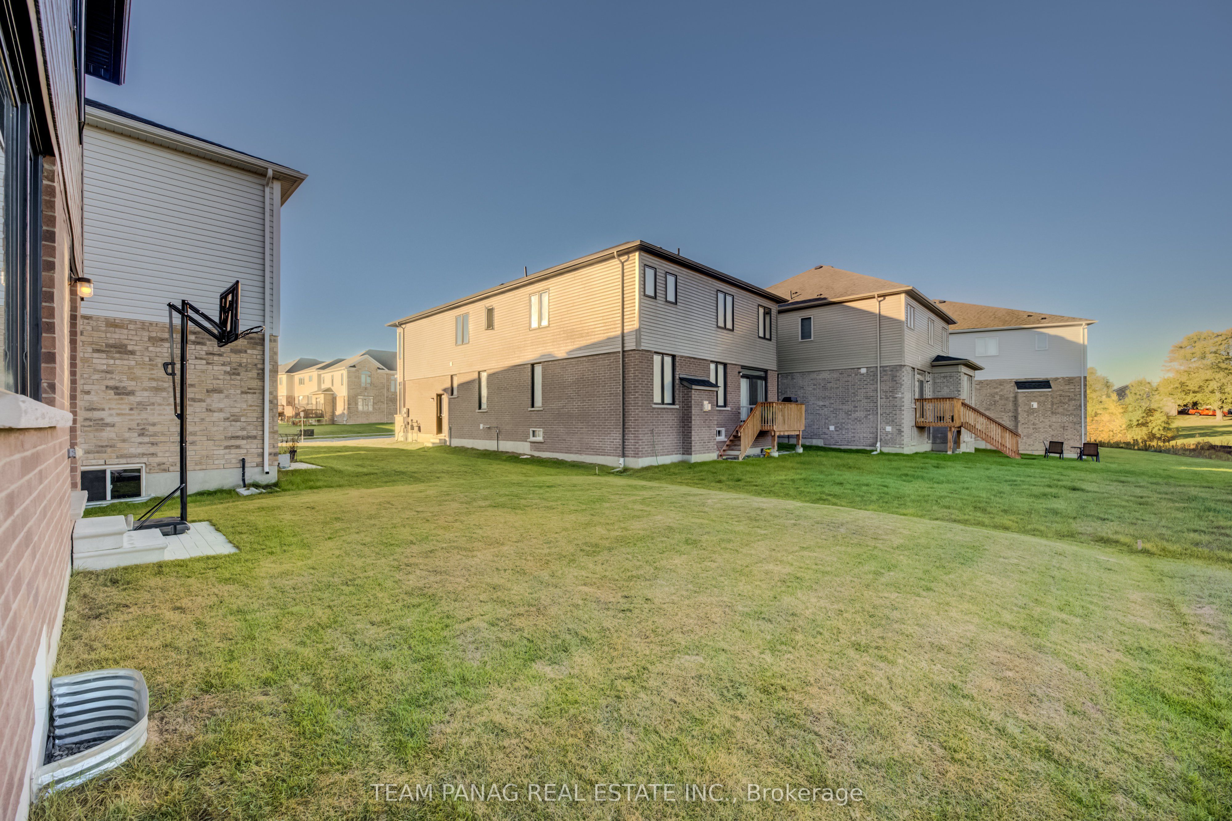 5 Heming St Property Photo 46