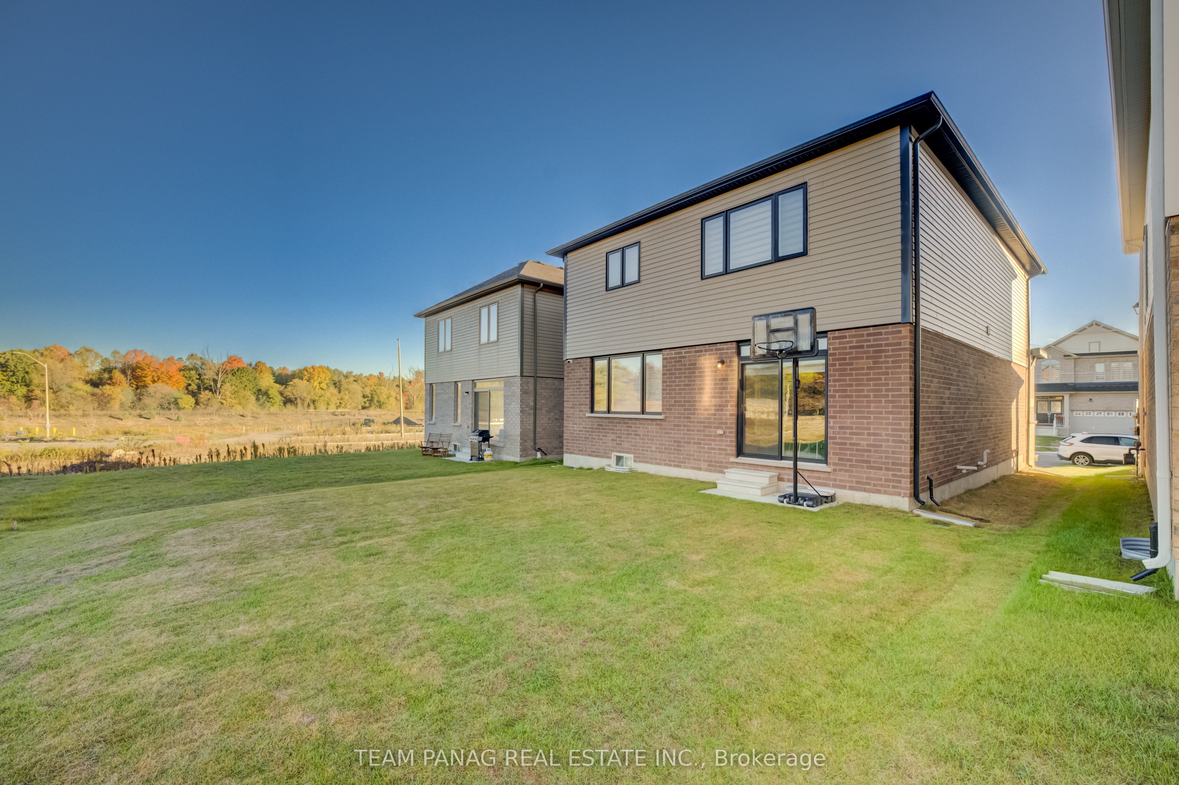 5 Heming St Property Photo 49