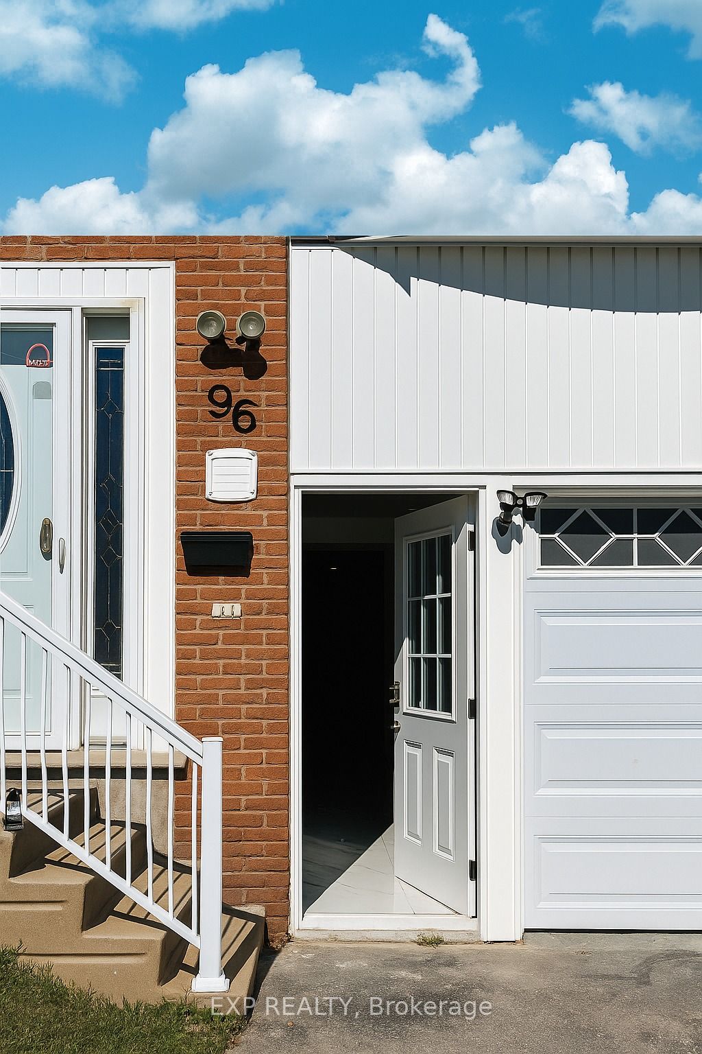 96 Timberlane Crescent Lower Property Photo 2