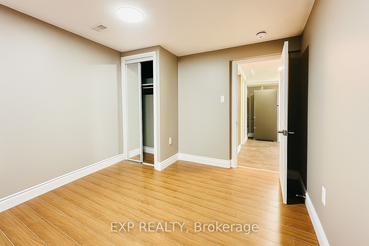 96 Timberlane Crescent Lower Property Photo 11