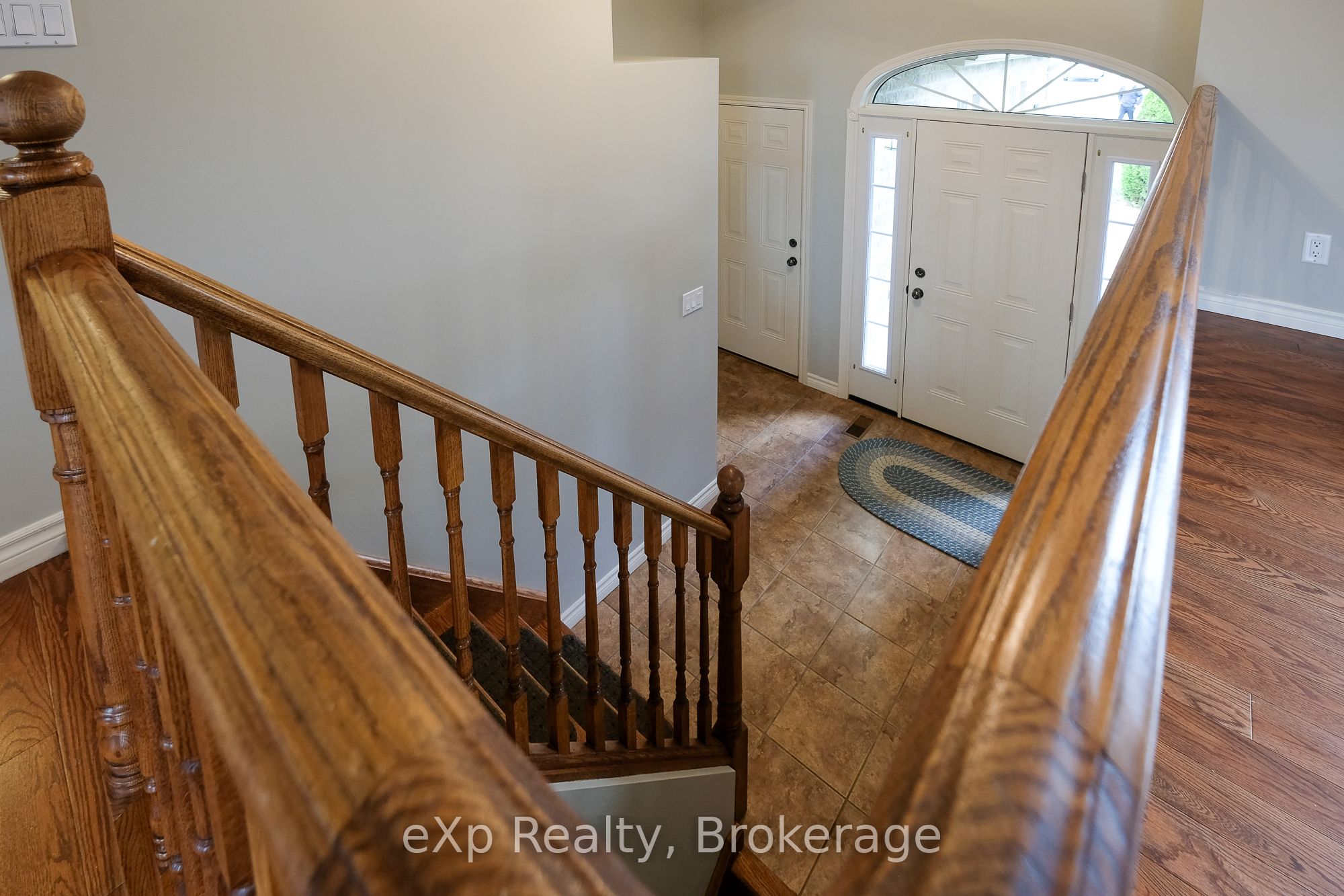 823 23rd St E Property Photo 4