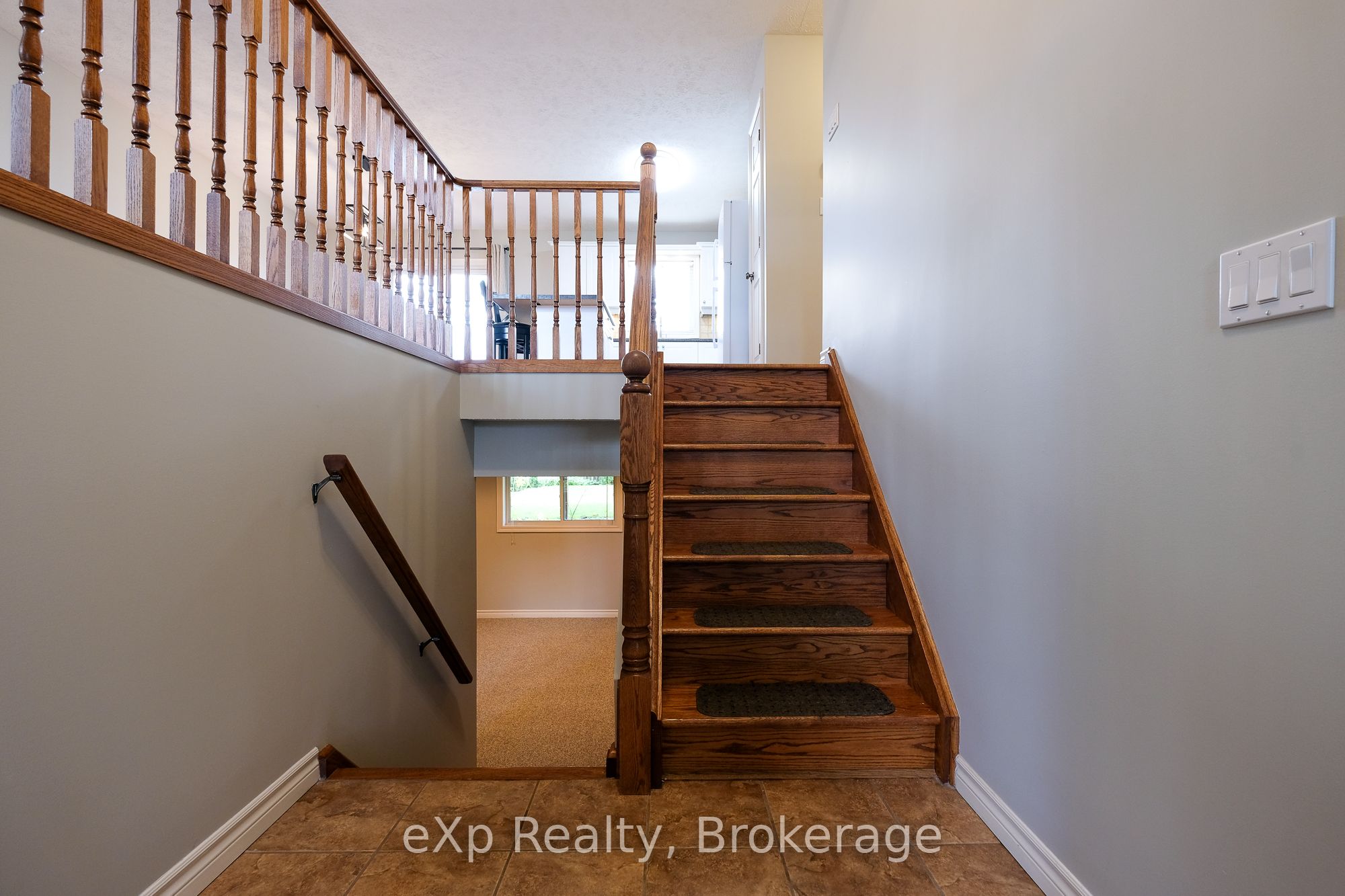 823 23rd St E Property Photo 5