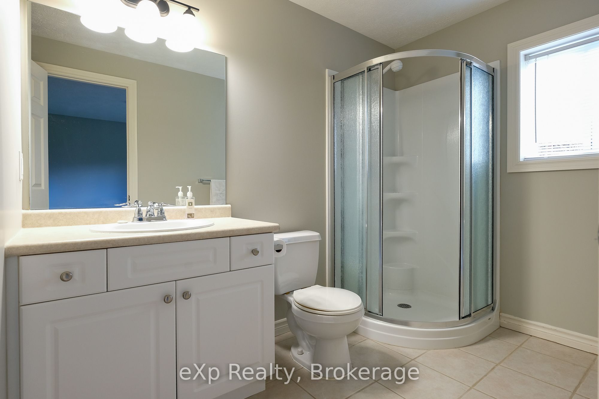 823 23rd St E Property Photo 24