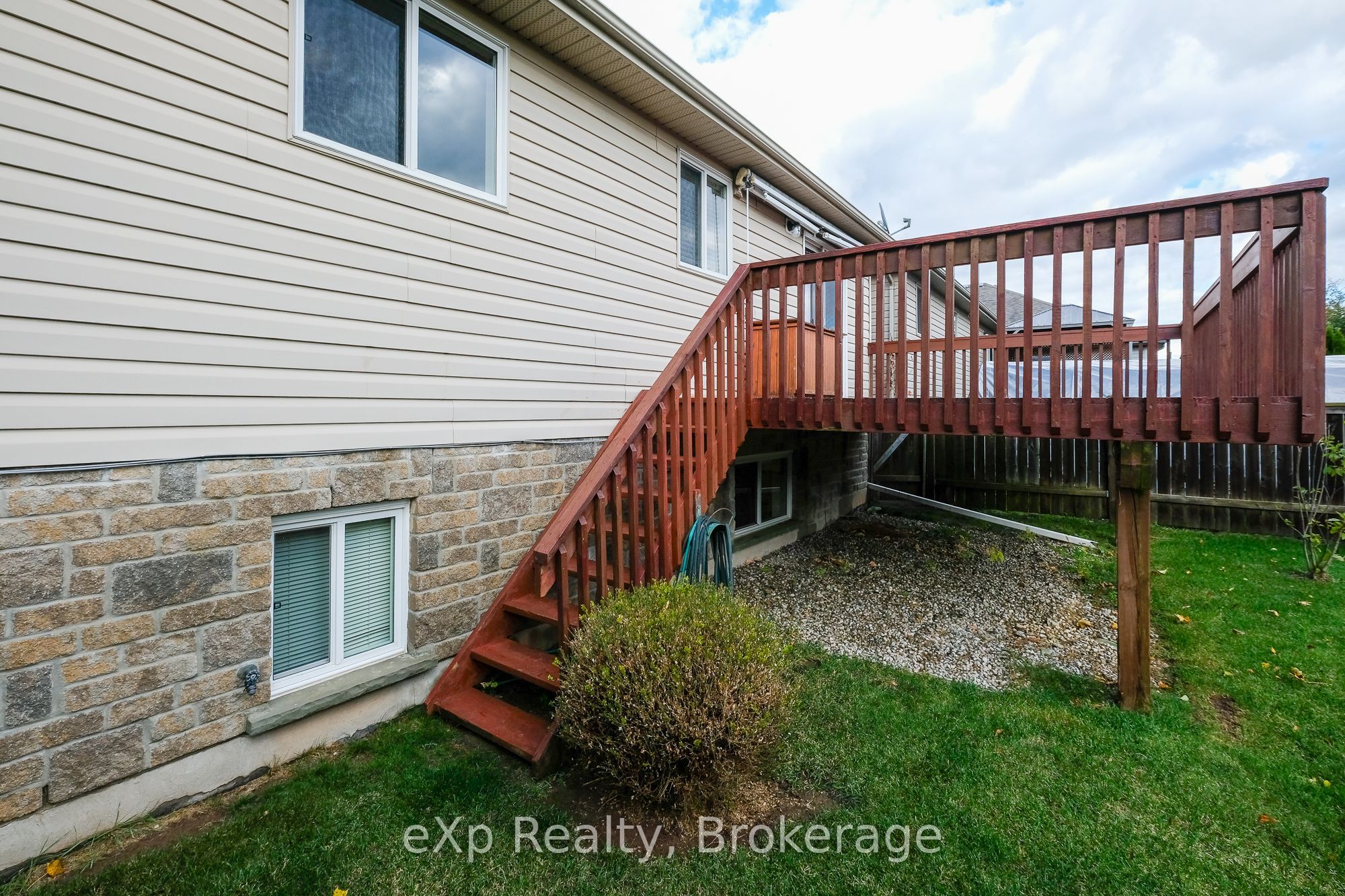 823 23rd St E Property Photo 29