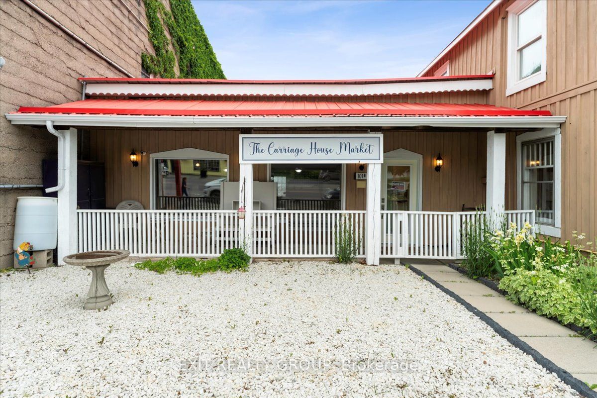 101 Durham St S Property Photo 1