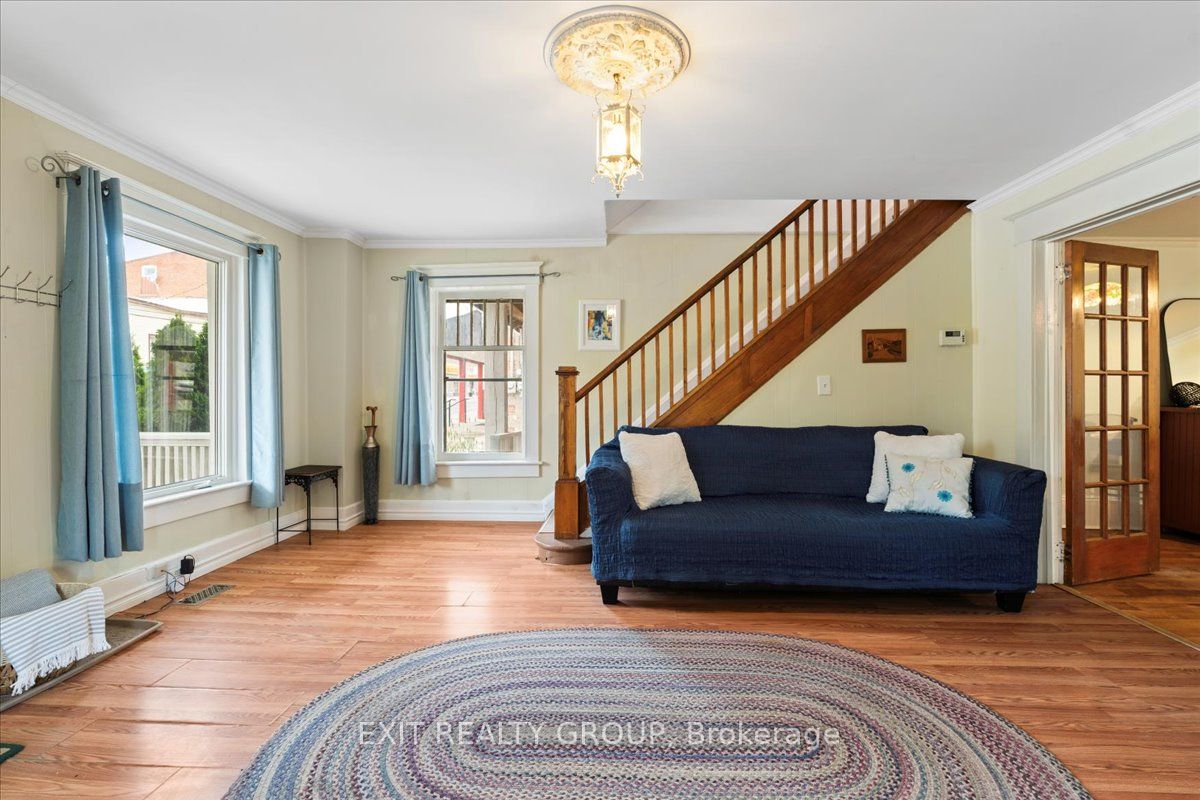 101 Durham St S Property Photo 17