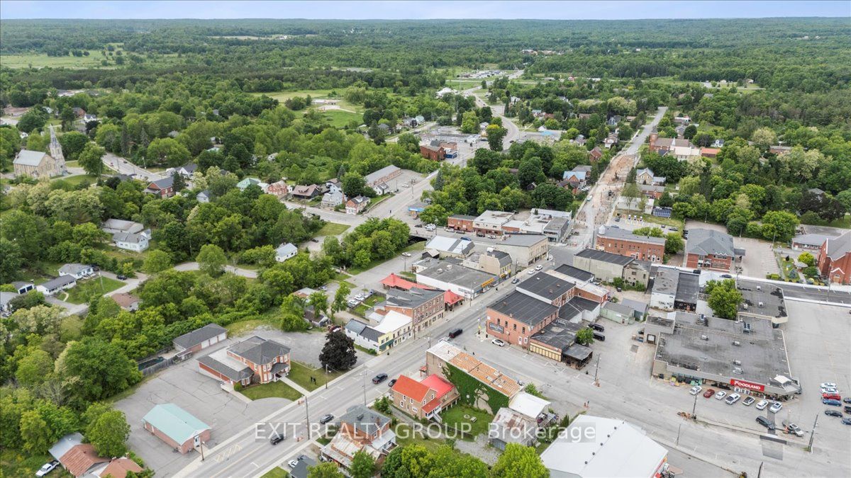 101 Durham St S Property Photo 38