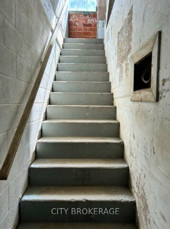 5059 Palmer Ave Property Photo 18