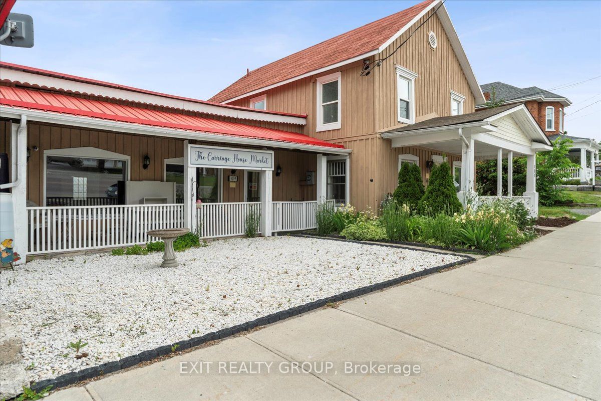 101 Durham St S Property Photo 3