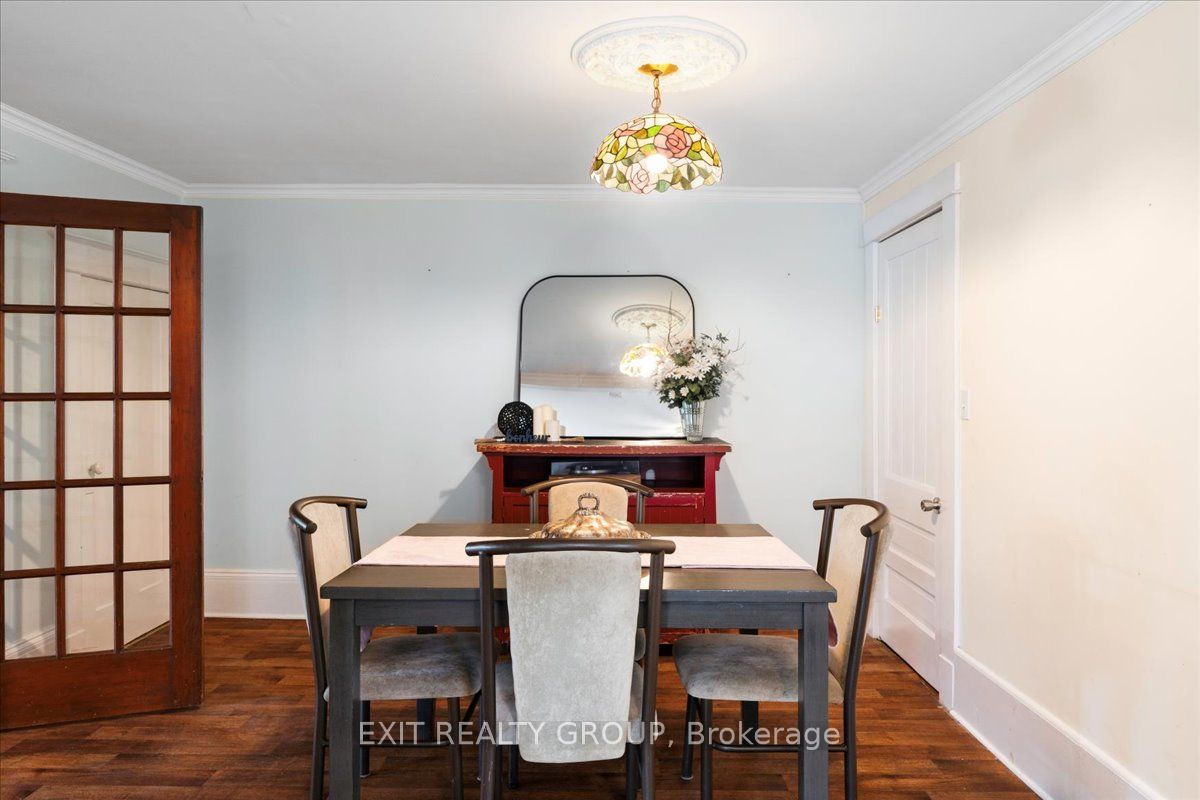 101 Durham St S Property Photo 11