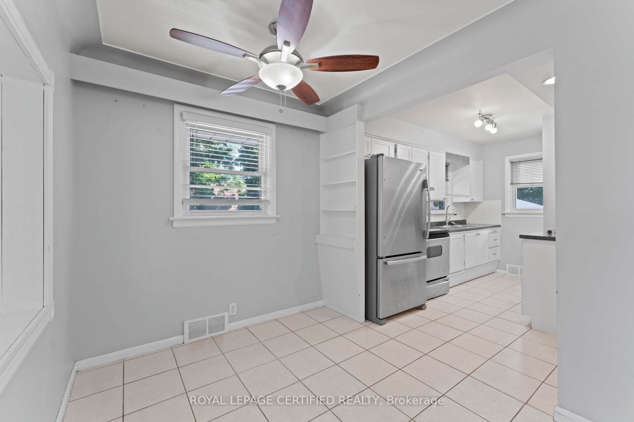2504 Askin Avenue Property Photo 12