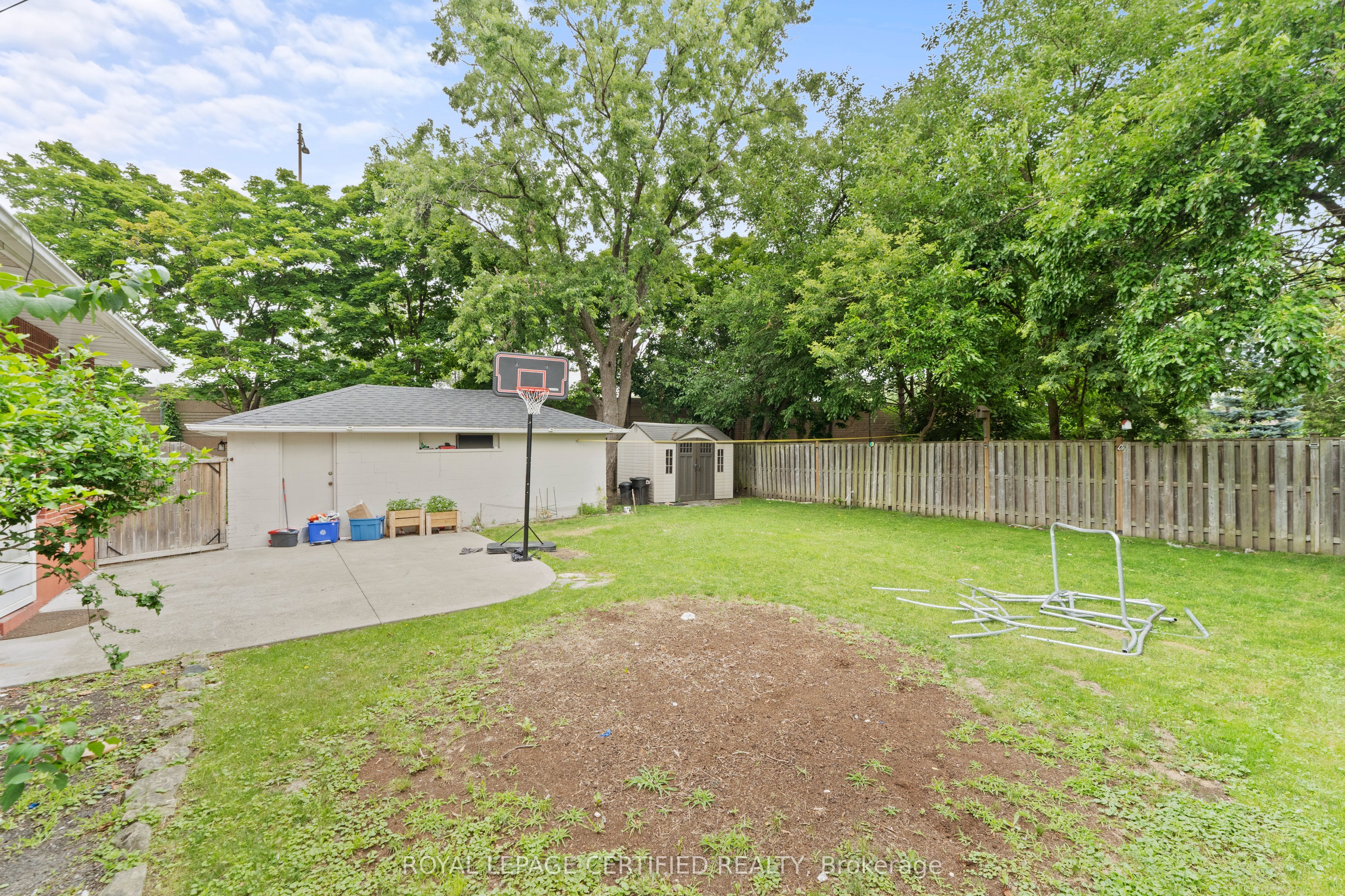 2504 Askin Avenue Property Photo 37