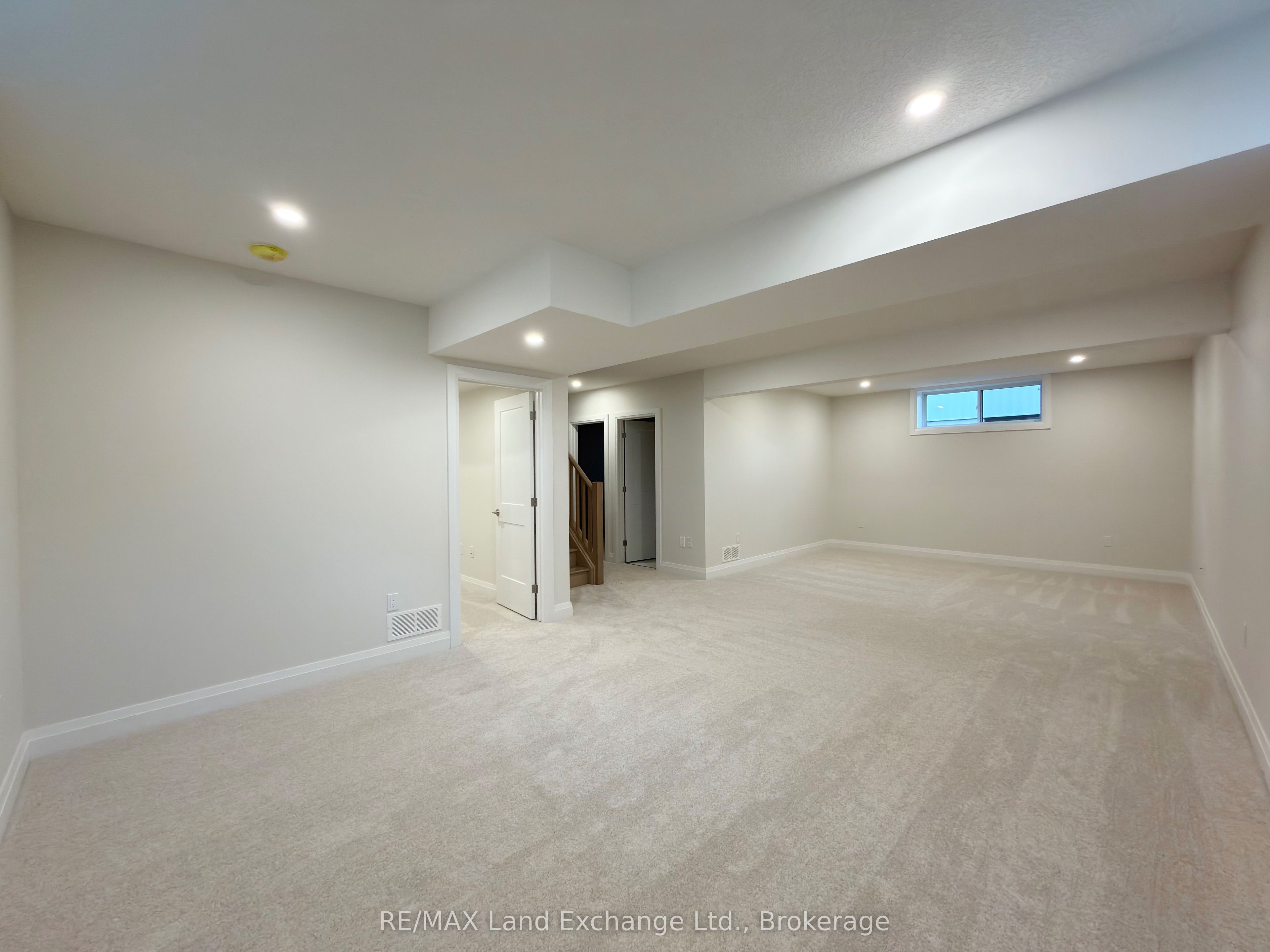 155 Westlinks Drive Property Photo 12