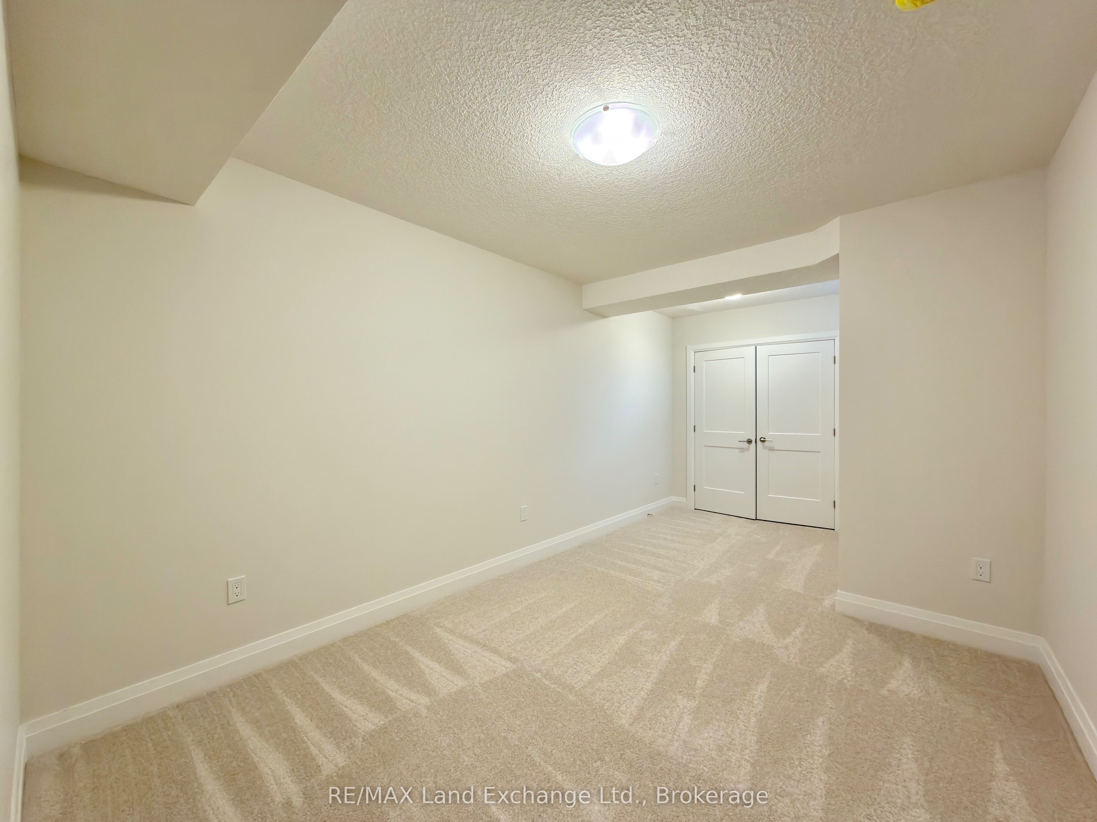 155 Westlinks Drive Property Photo 14