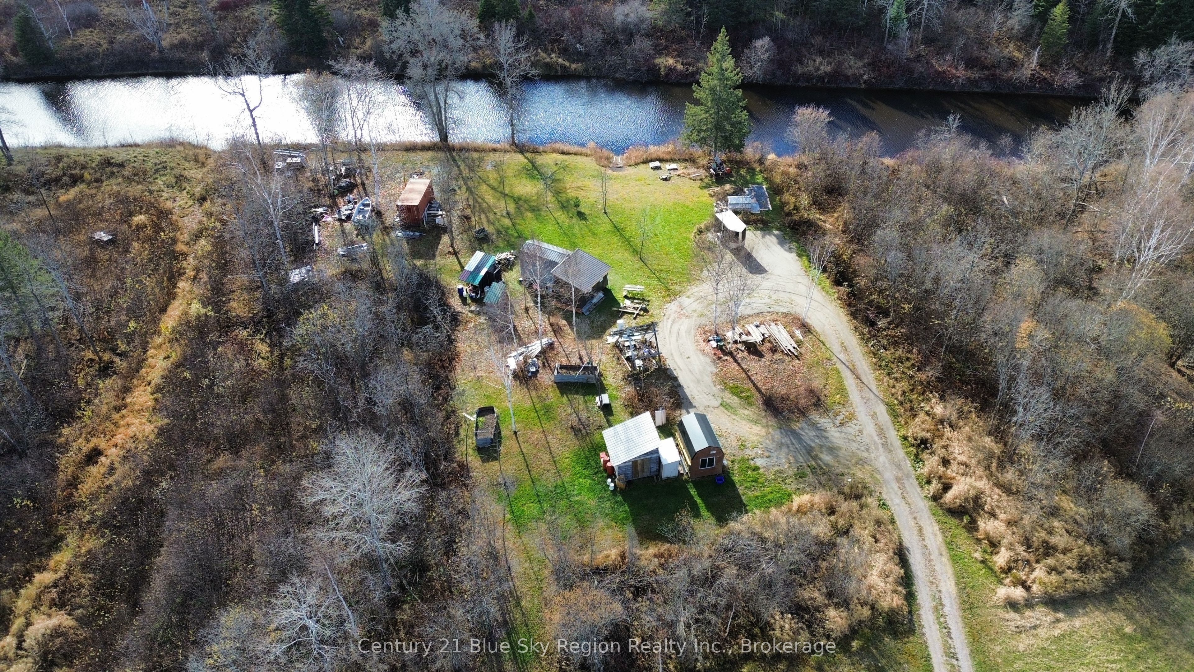 342 Old 17 Hwy Property Photo 1