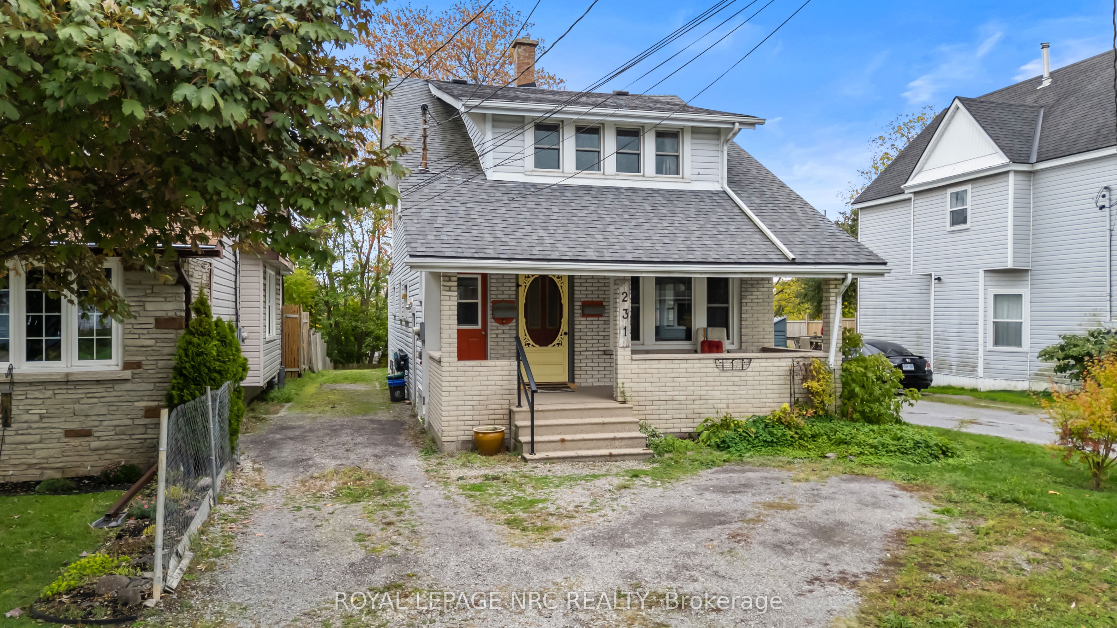 231 Stanton St Property Photo 1