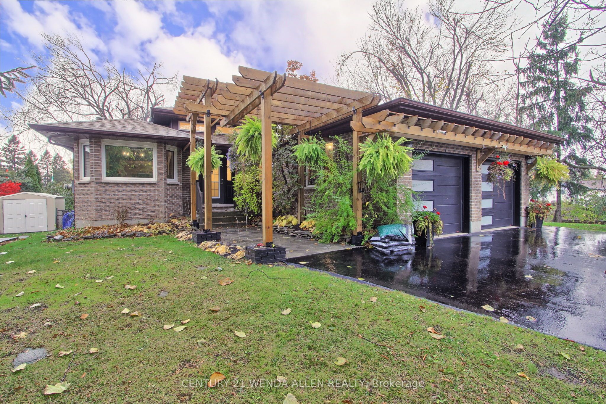 24 Maple Grove Rd Property Photo 1