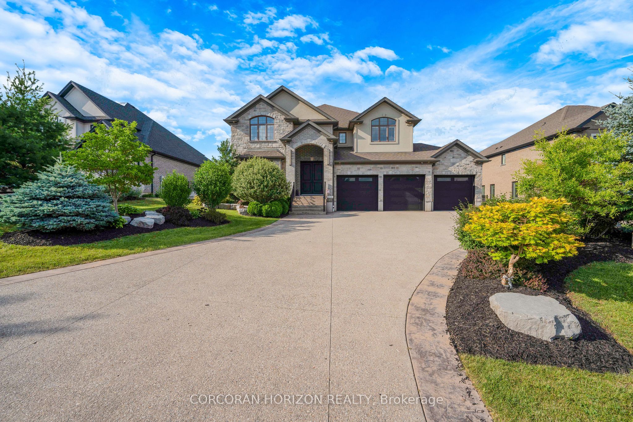 209 River Birch Street Property Photo 1