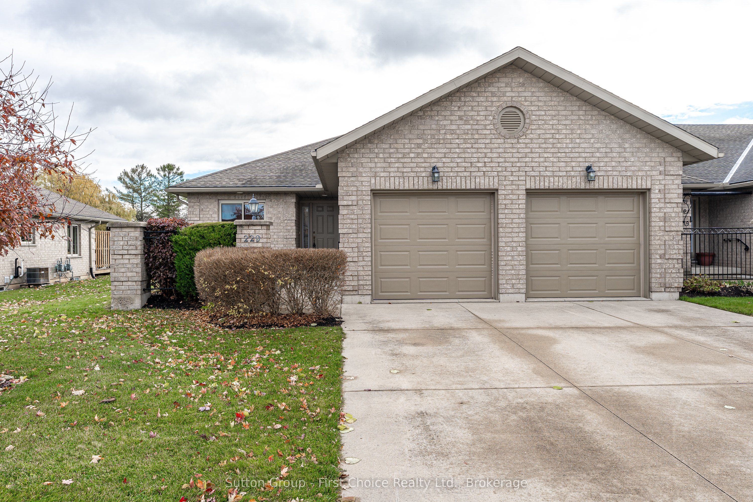 229 Napier Street Property Photo 1