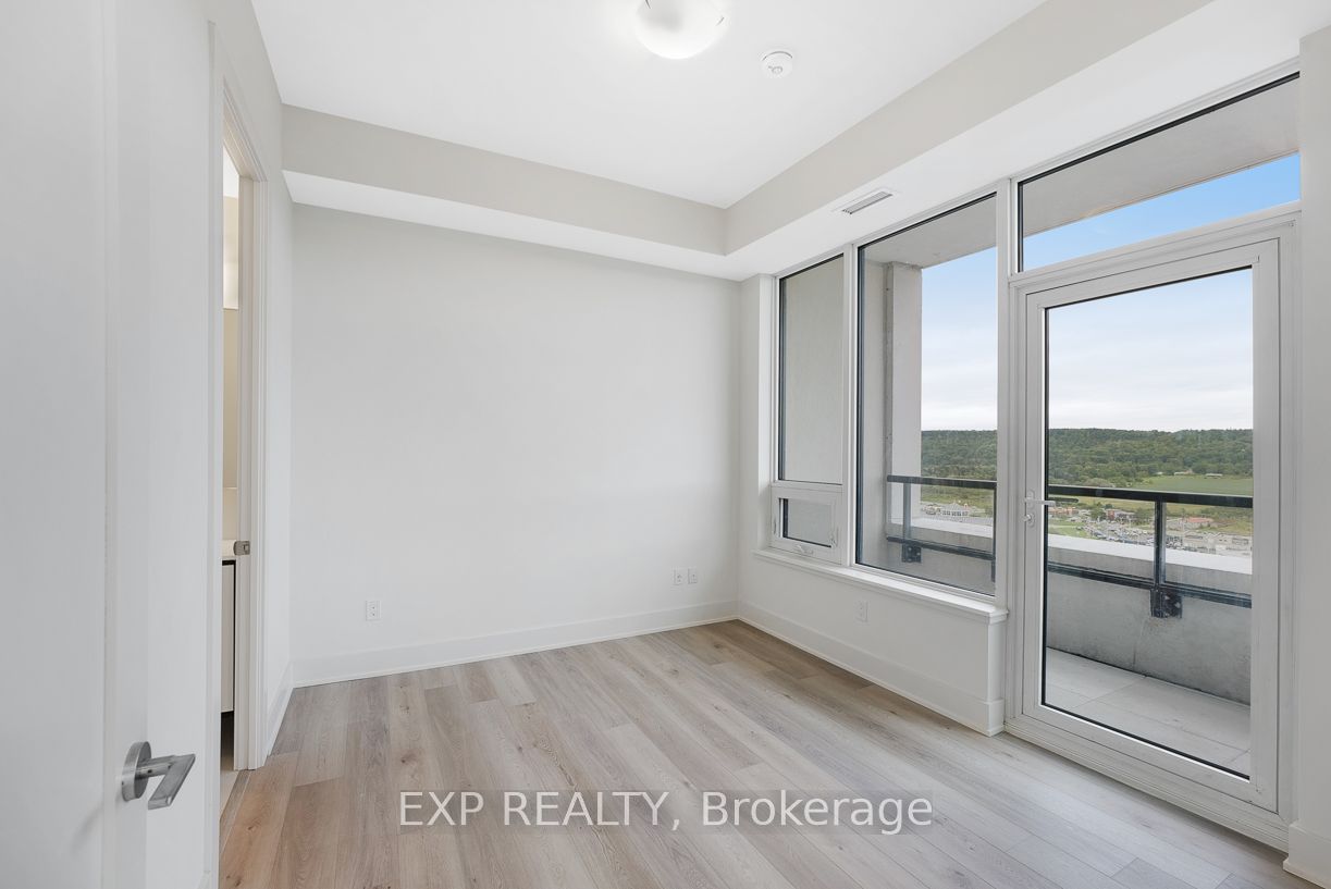 385 Winston Road 1802 Property Photo 15