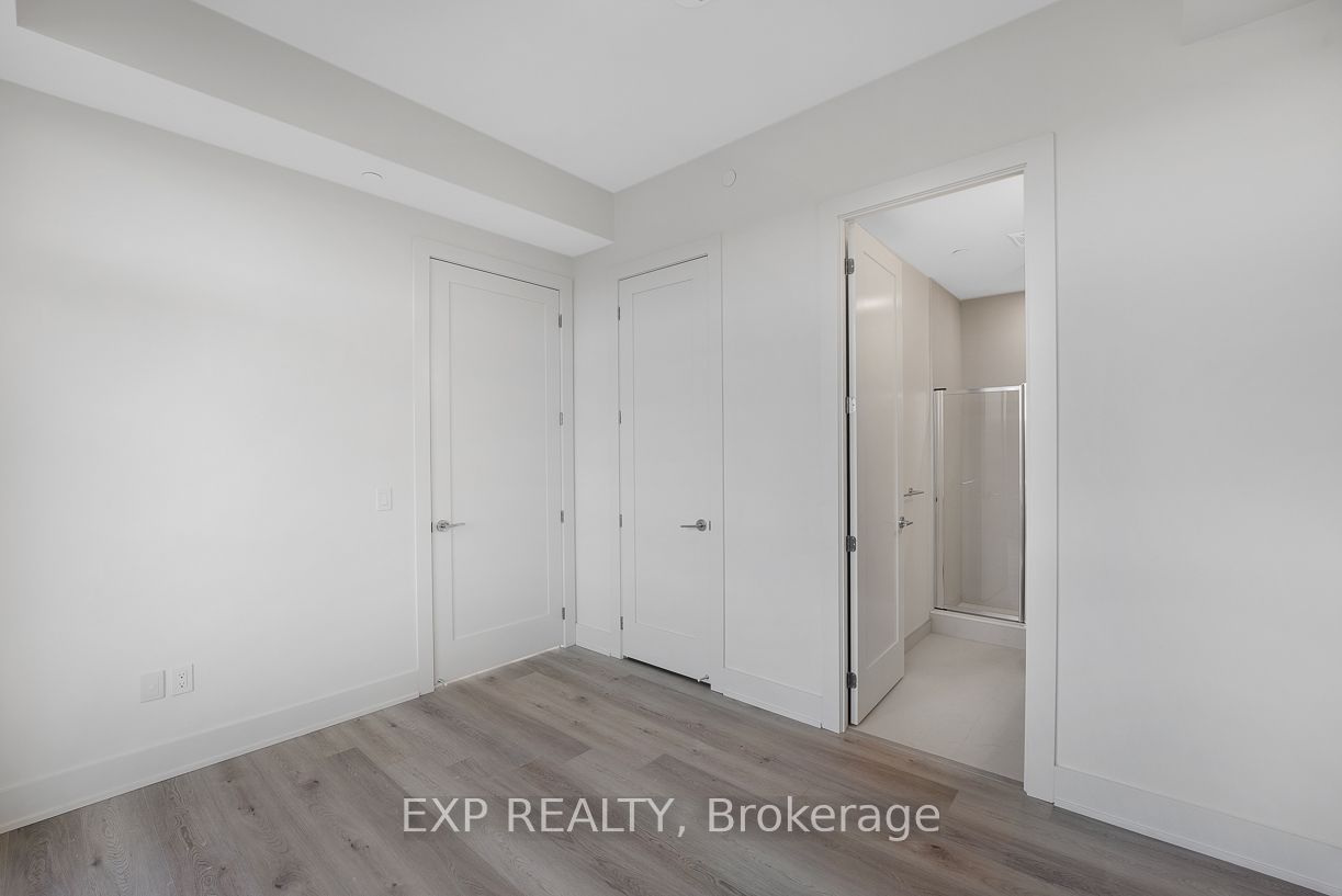 385 Winston Road 1802 Property Photo 17