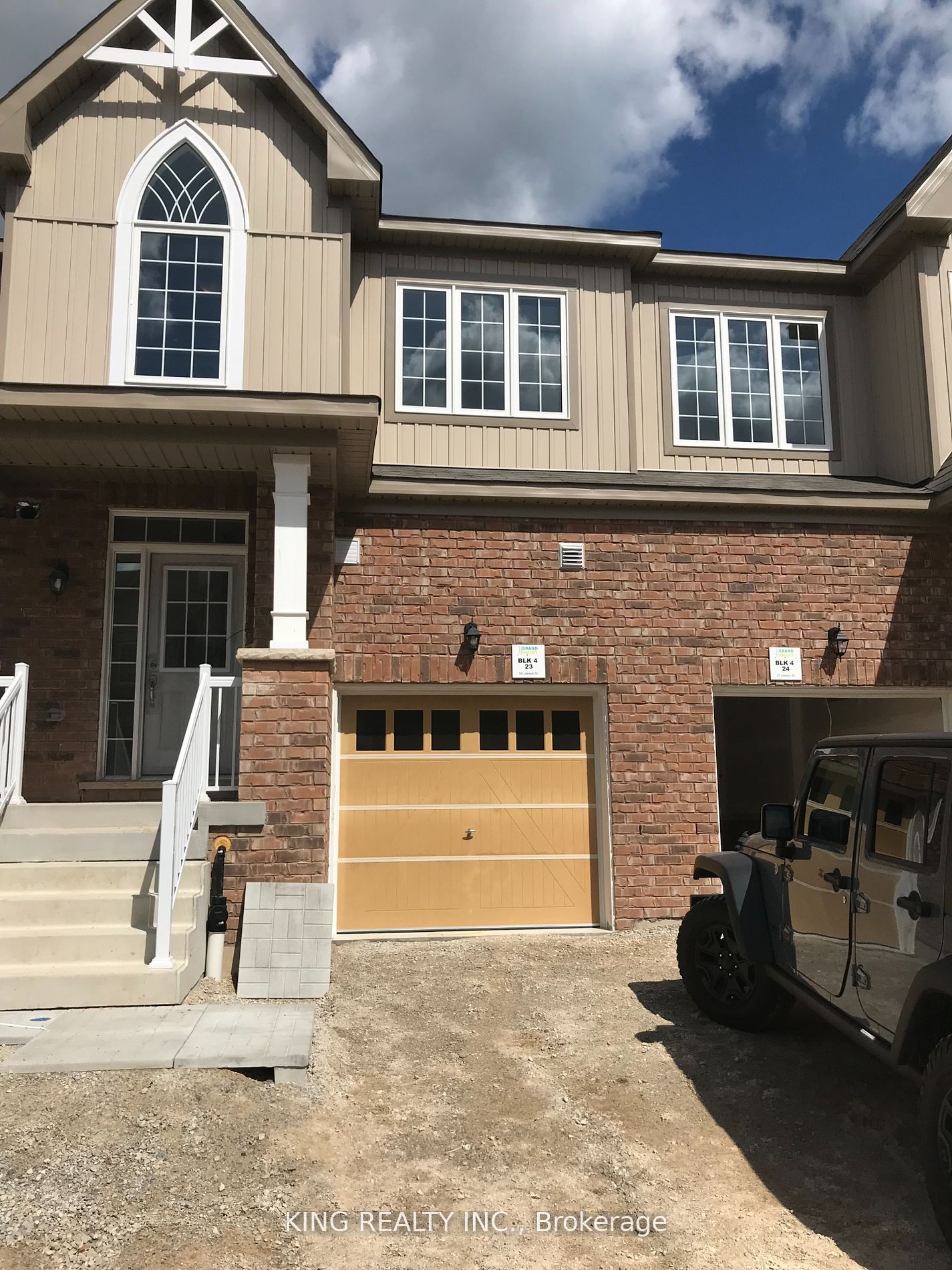 59 Leeson Street N Property Photo 1