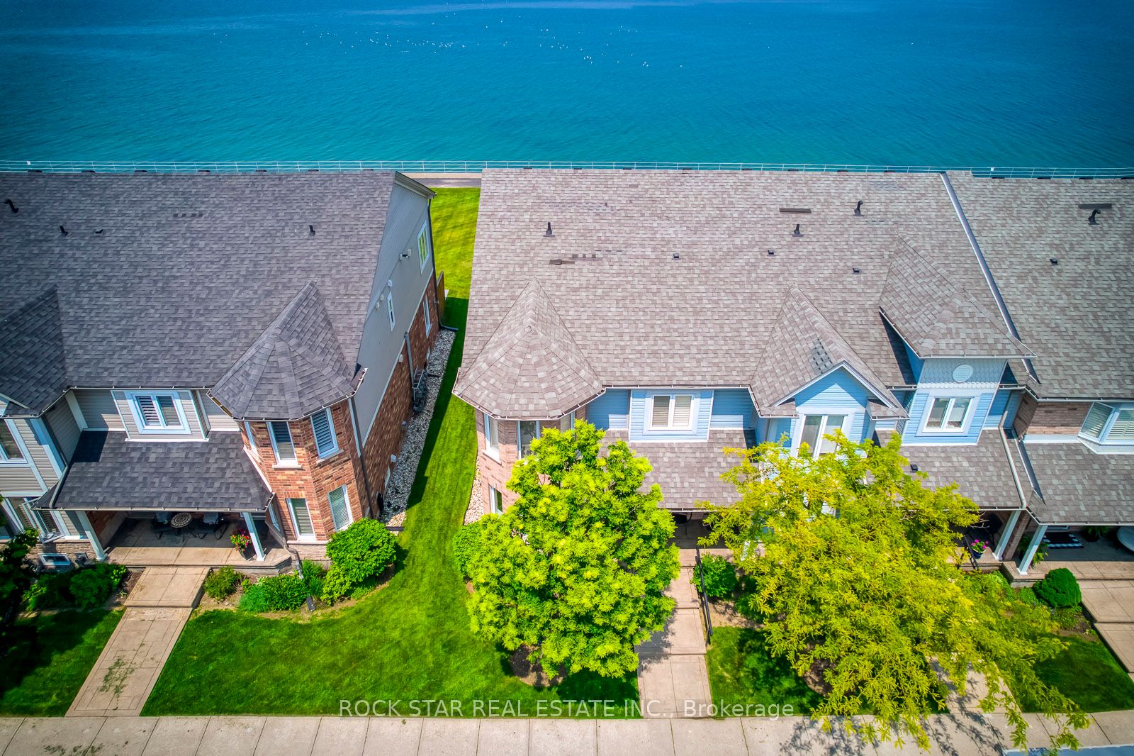 515 N Service Rd Property Photo 1