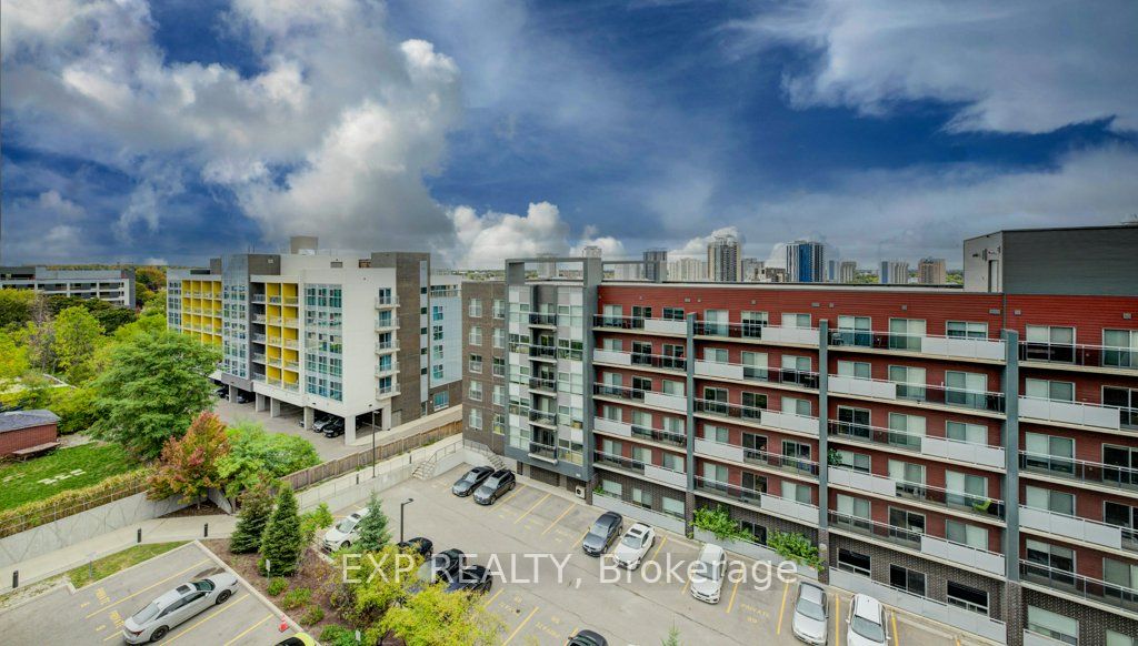 250 Albert St Property Photo