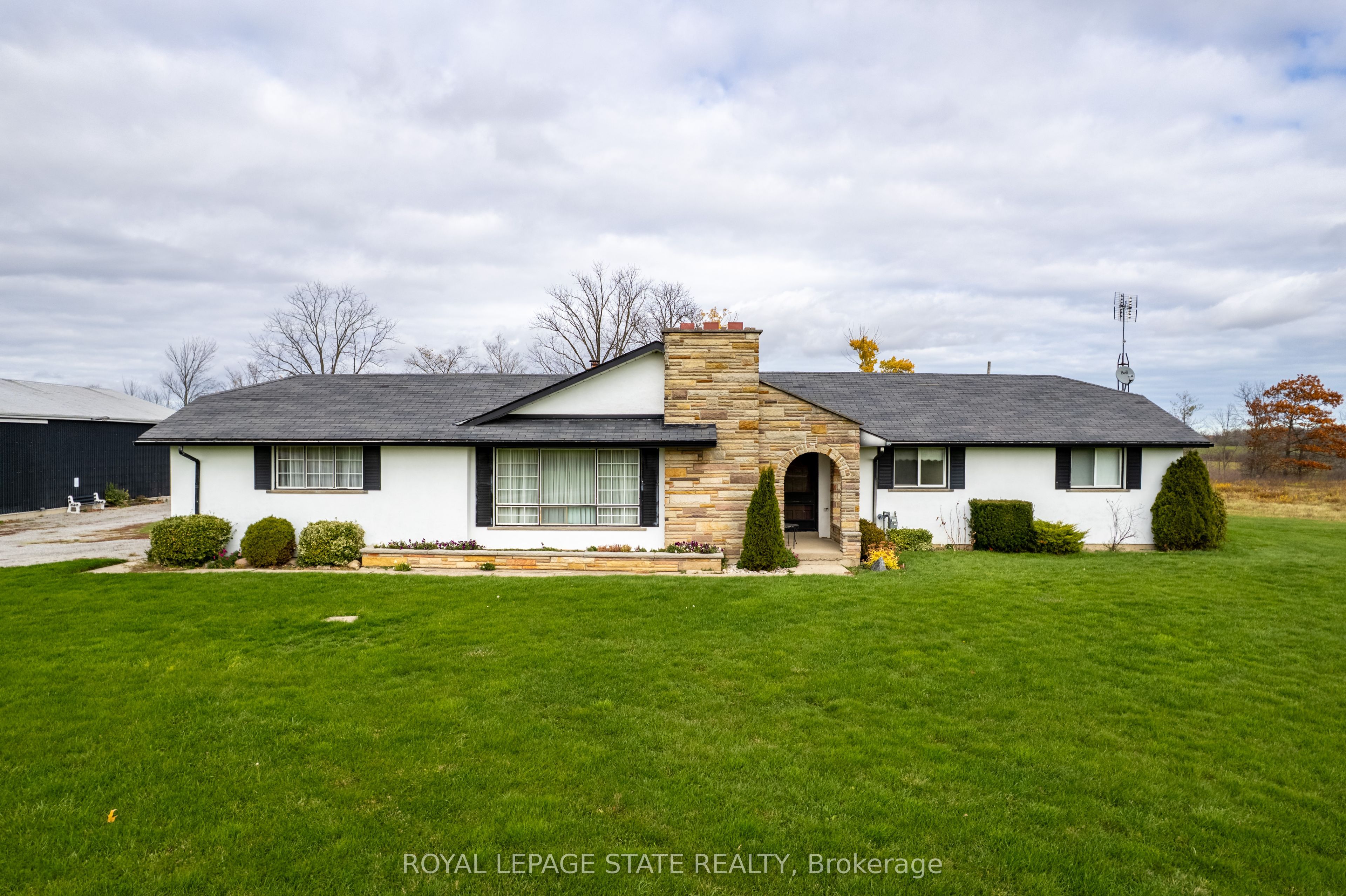 9729 York Road Property Photo 7