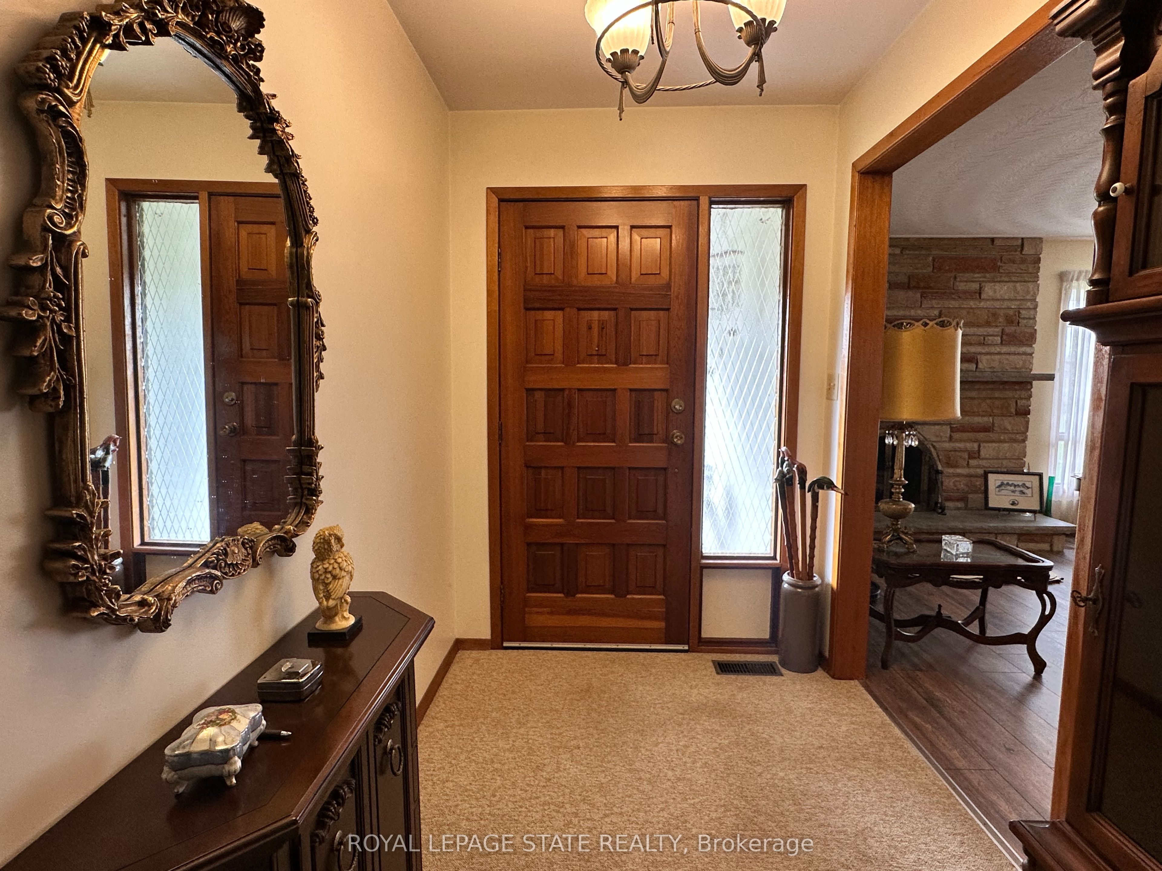 9729 York Road Property Photo 11