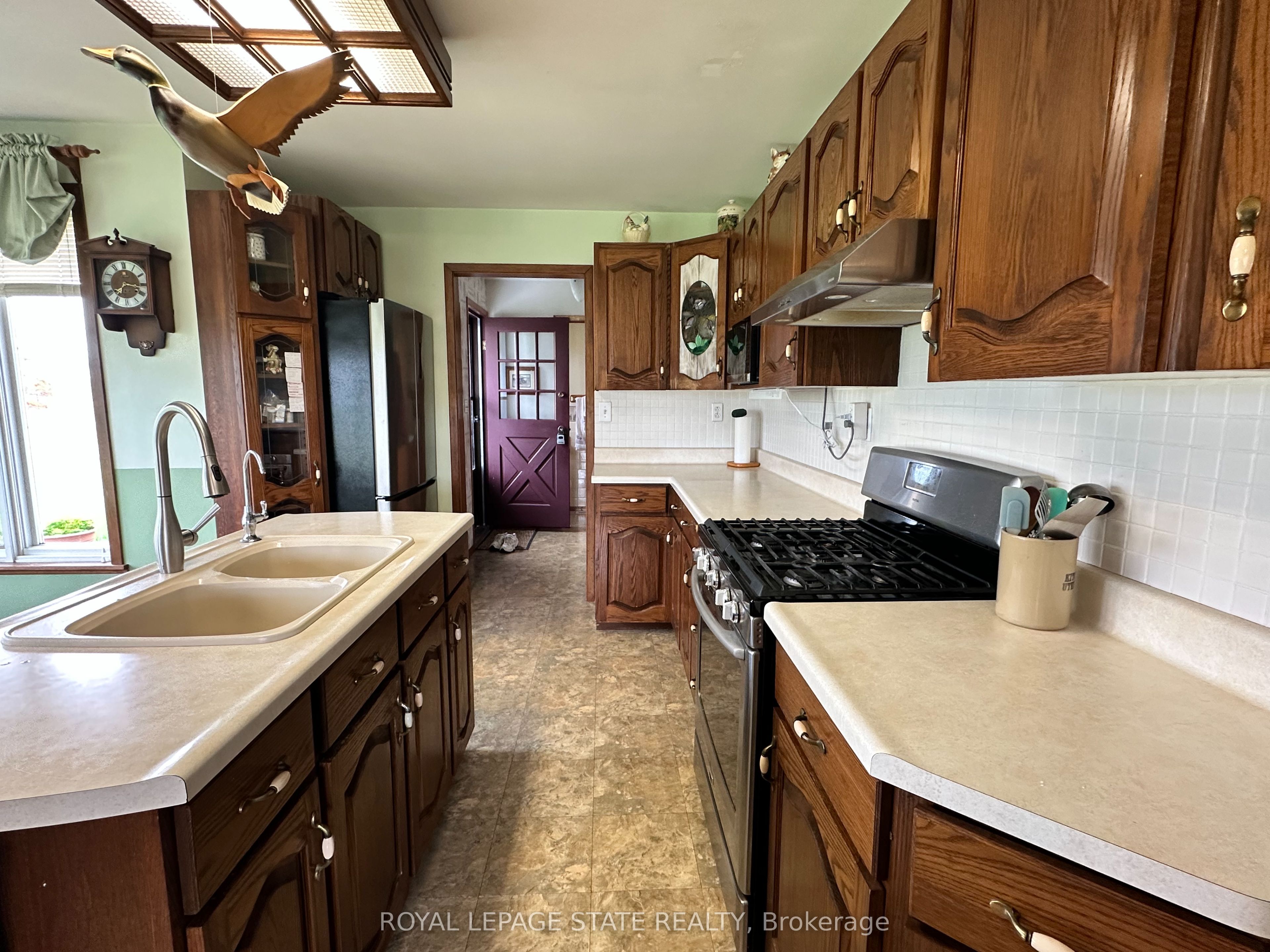 9729 York Road Property Photo 21