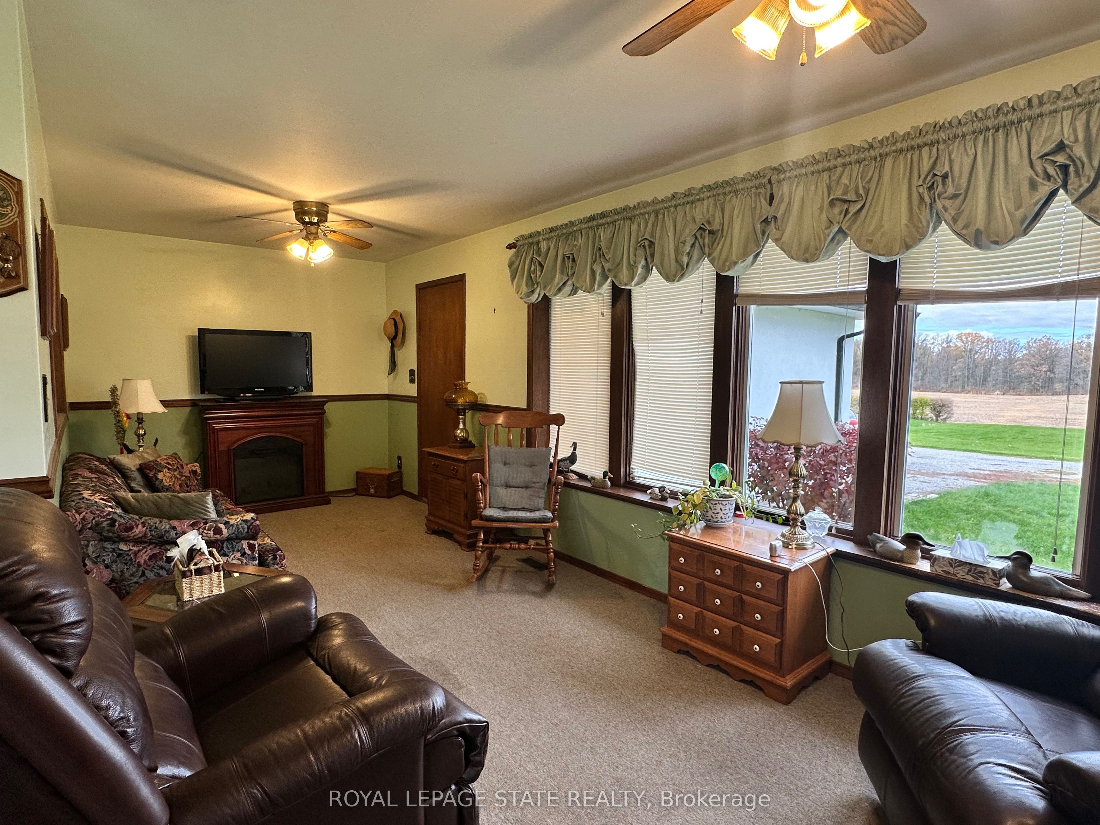 9729 York Road Property Photo 24