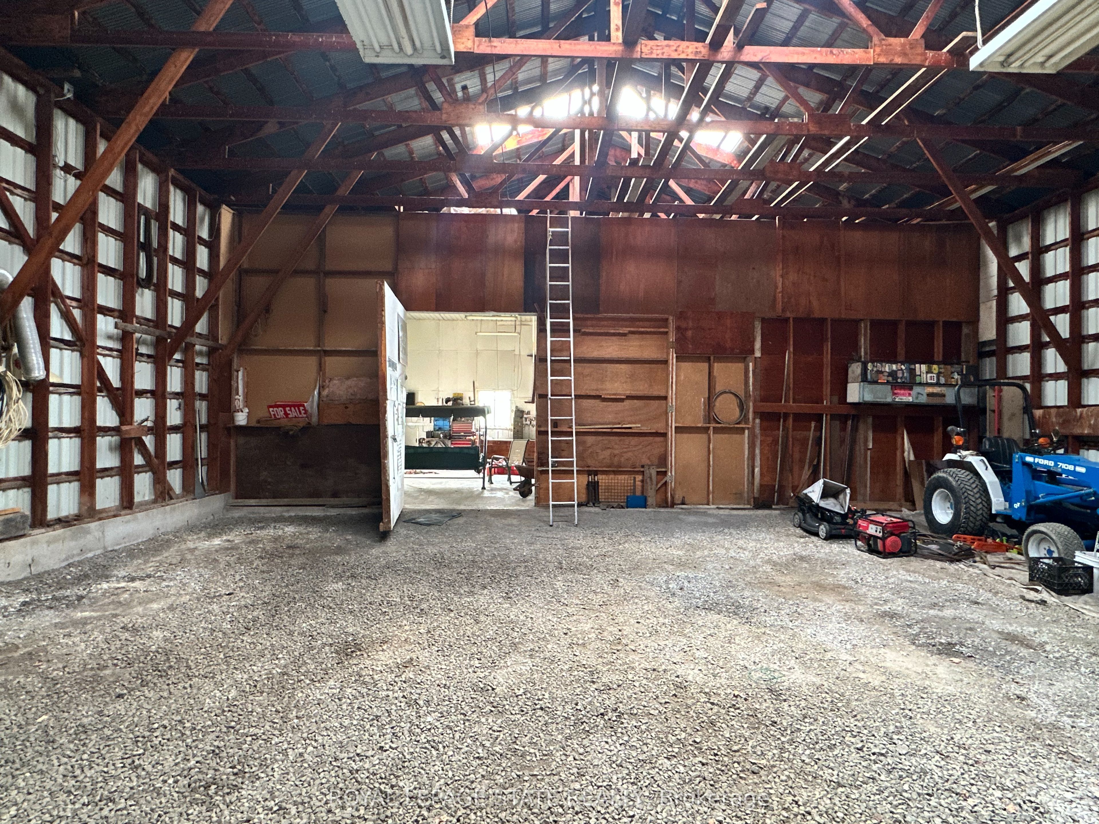9729 York Road Property Photo 36