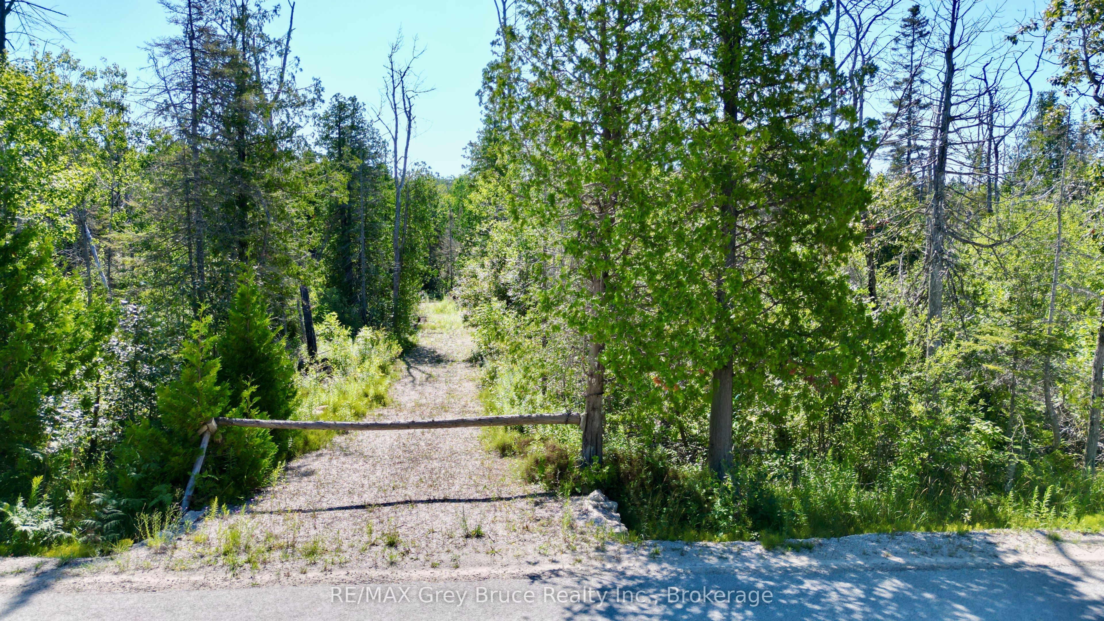 31 Baise Avenue Property Photo 3