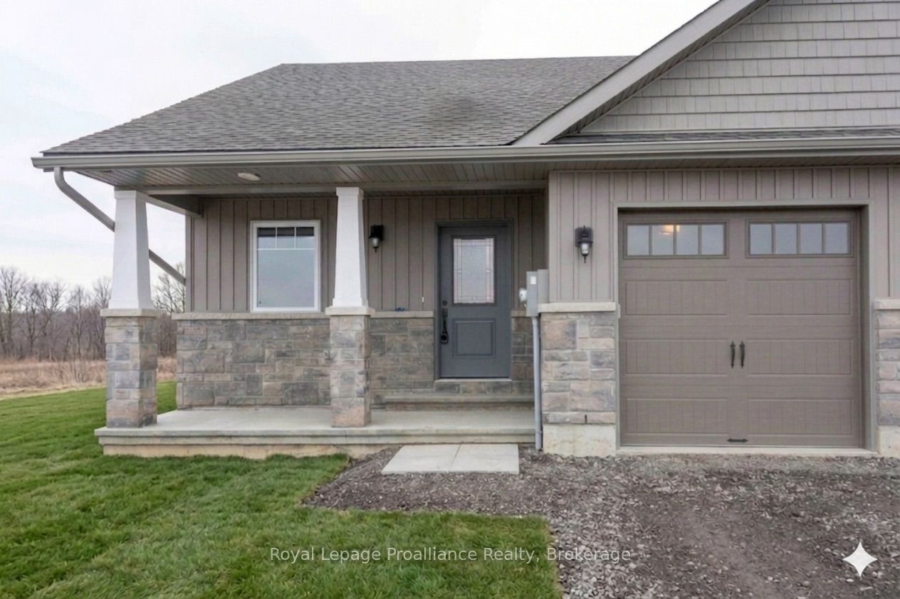 117 Farrington Crescent Property Photo 2
