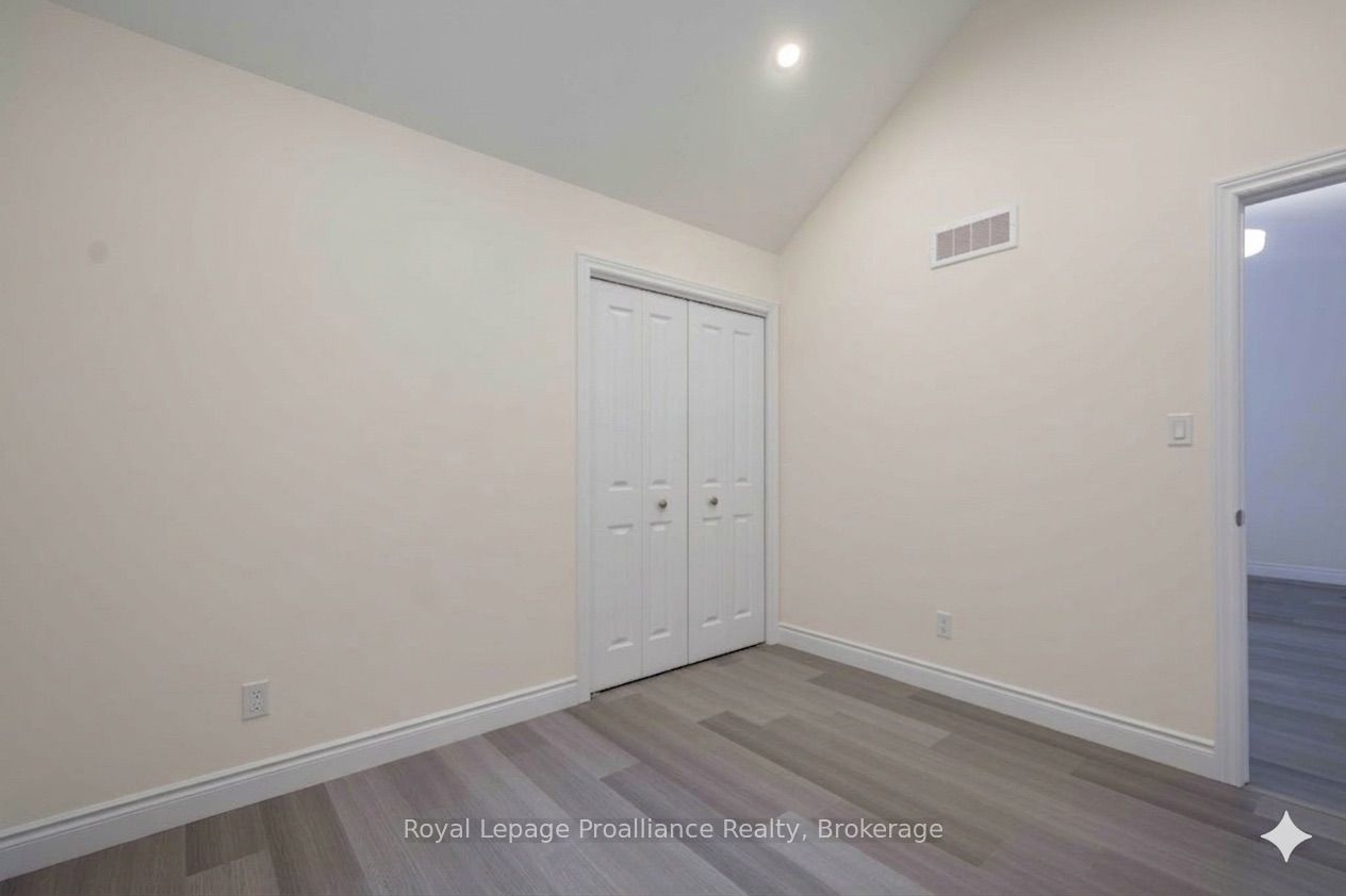 121 Farrington Crescent Property Photo 15
