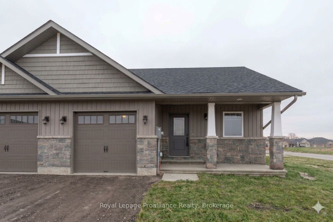 123 Farrington Crescent Property Photo 1
