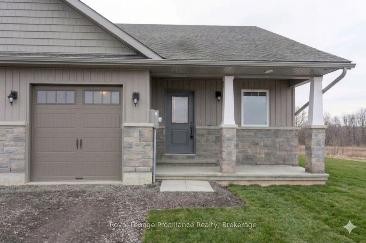 123 Farrington Crescent Property Photo 2