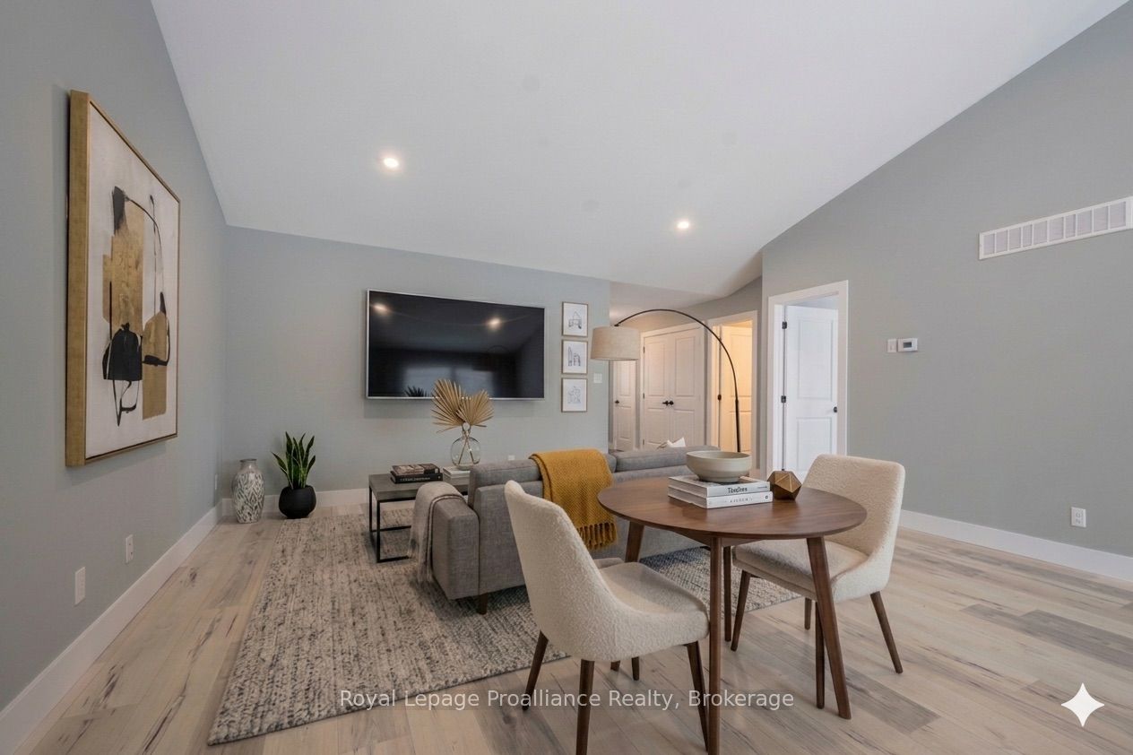 123 Farrington Crescent Property Photo 3