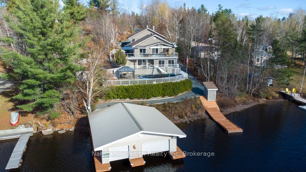 56 Island Road E Property Photo 1