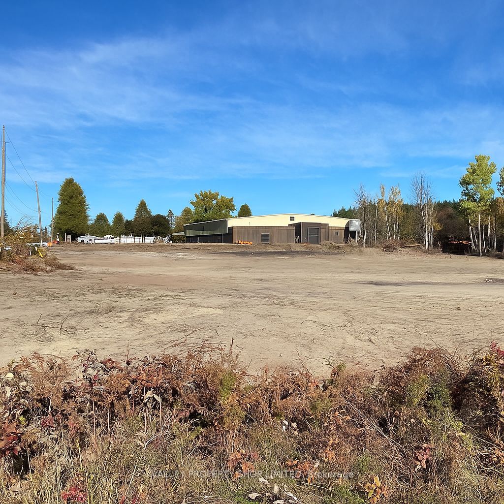 331 Boundary Road E Property Photo 1