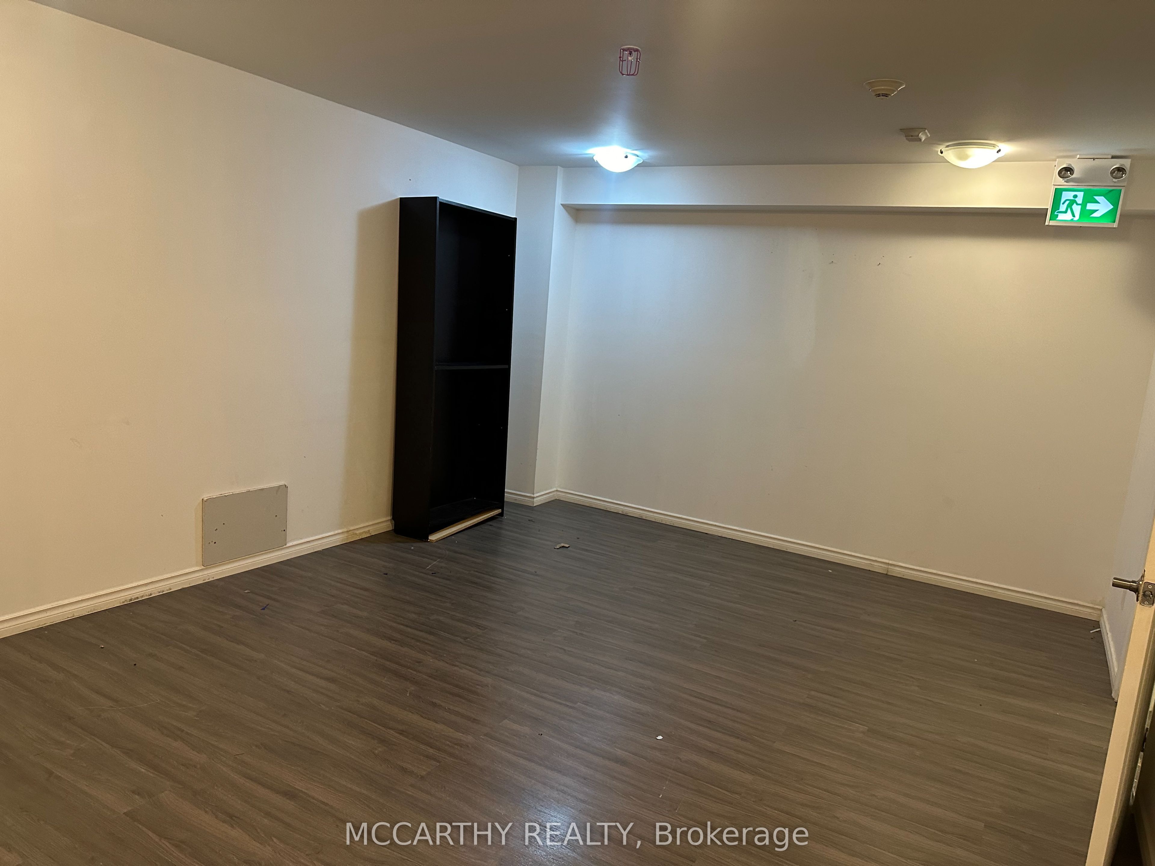 138 Main Street 106 Property Photo 17