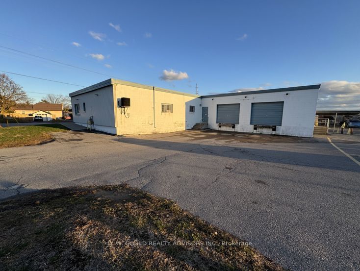 330 Sidney Street Property Photo 6
