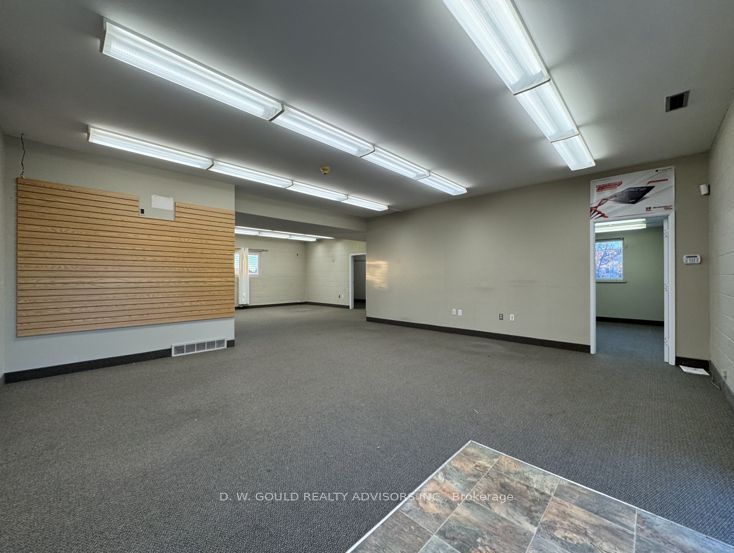 330 Sidney Street Property Photo 8