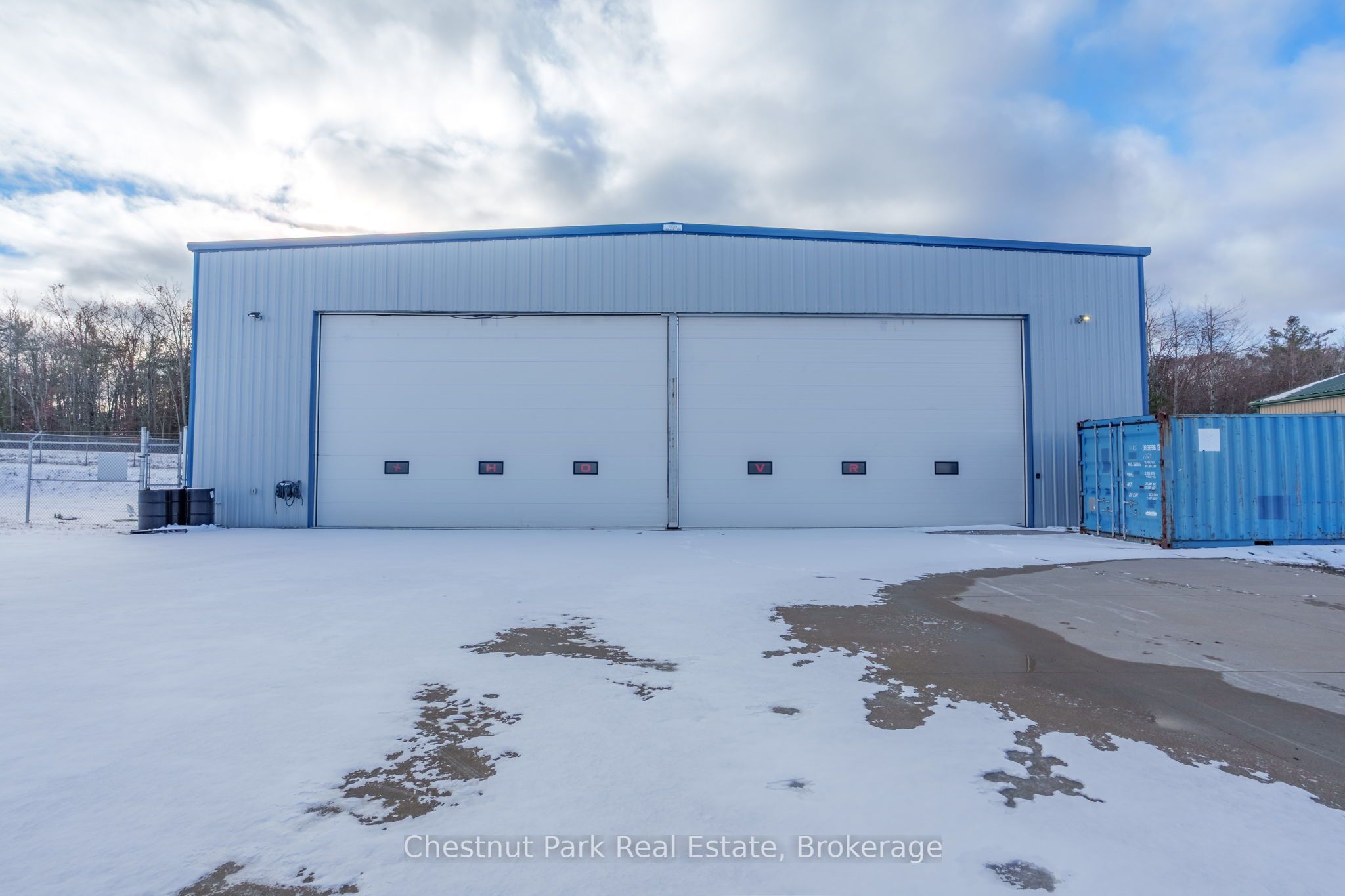 1255 Gravenhurst Parkway Property Photo 1