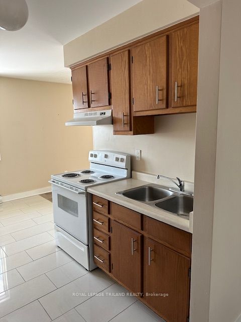 221 Highview Drive Property Photo 8
