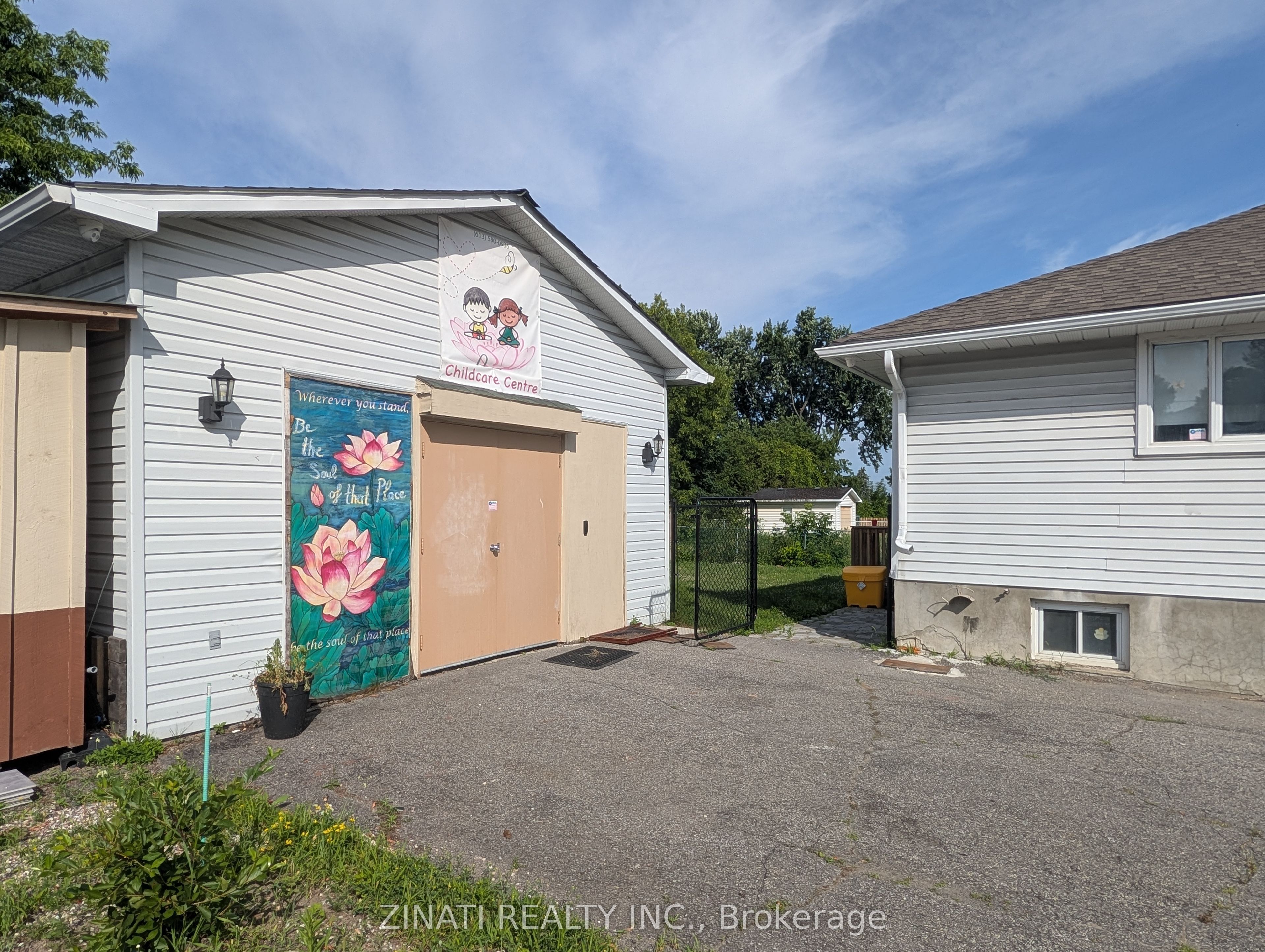 1154 Gabriel Street Property Photo 7