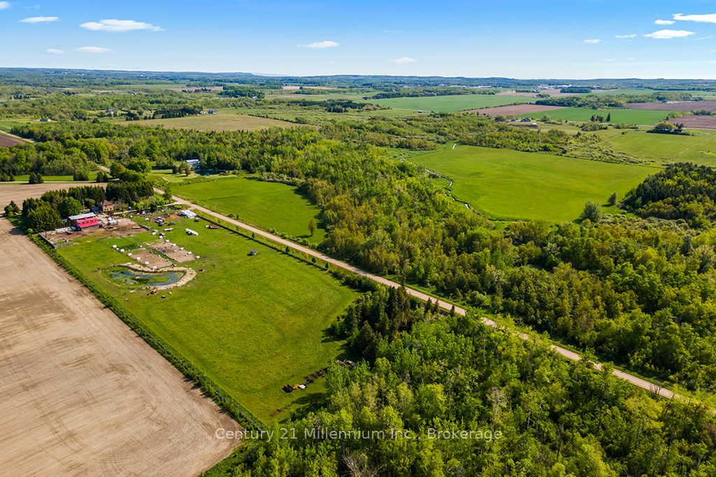375533 6th Line Property Photo 2
